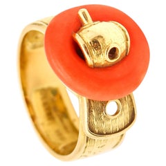 PIAGET Paris 1970 Modernist Belt-Shaped Ring In 18Kt Yellow Gold With Coral
