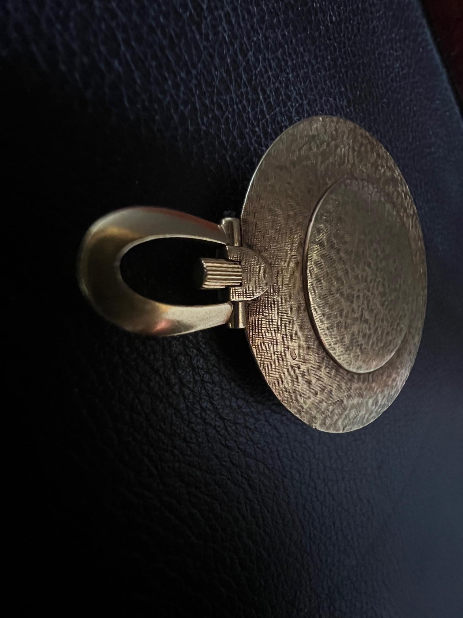 Piaget Pocket Watch With Linen Decoration Ca' 1970's 18k Gold In Good Condition For Sale In Saint Petersburg, FL