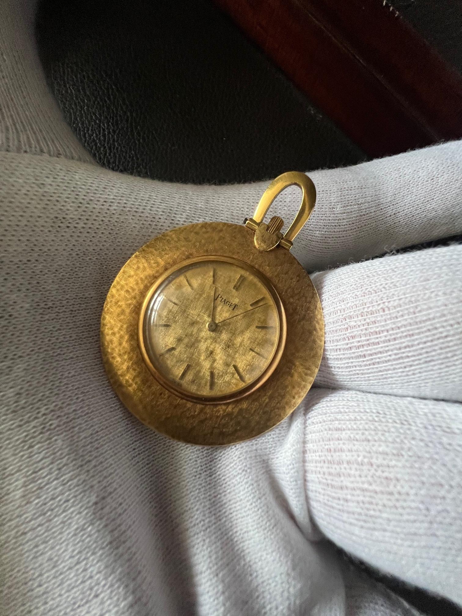 Piaget Pocket Watch With Linen Decoration Ca' 1970's 18k Gold For Sale 2