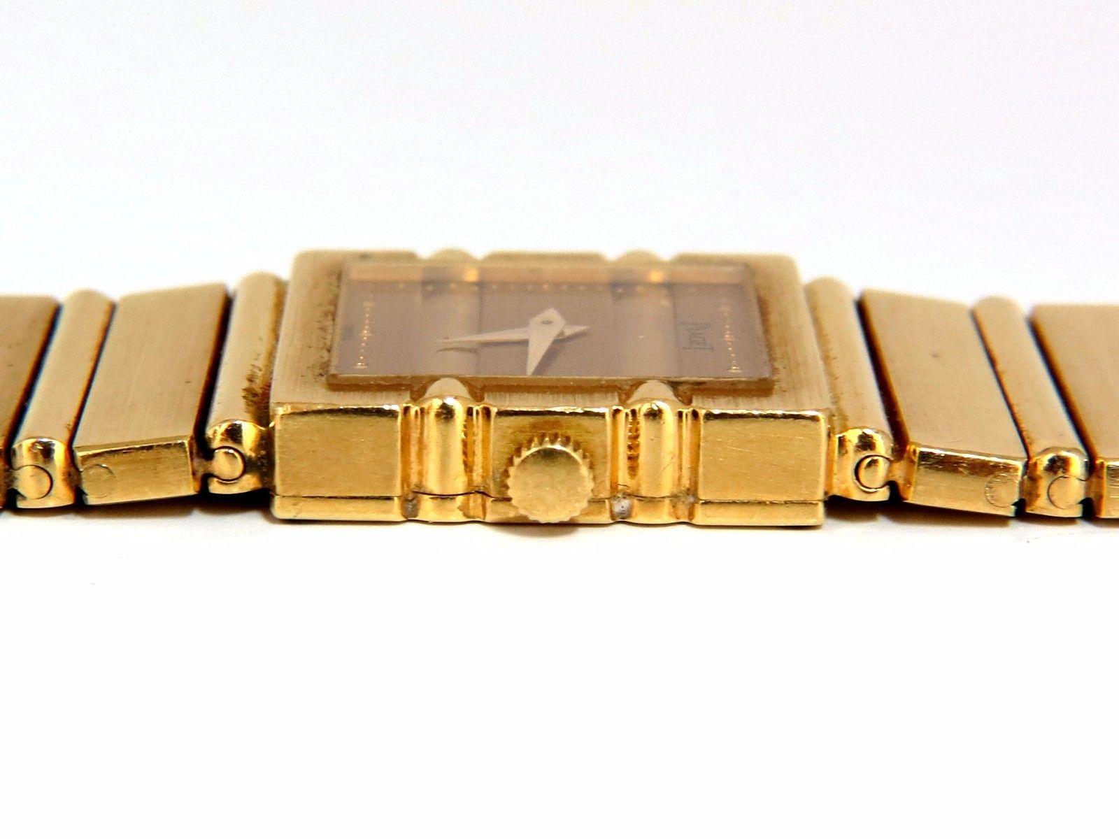 Piaget Polo 18K Gold Quartz Mens Watch 8131 C701 Swiss Authentic & Working Order In Good Condition In New York, NY