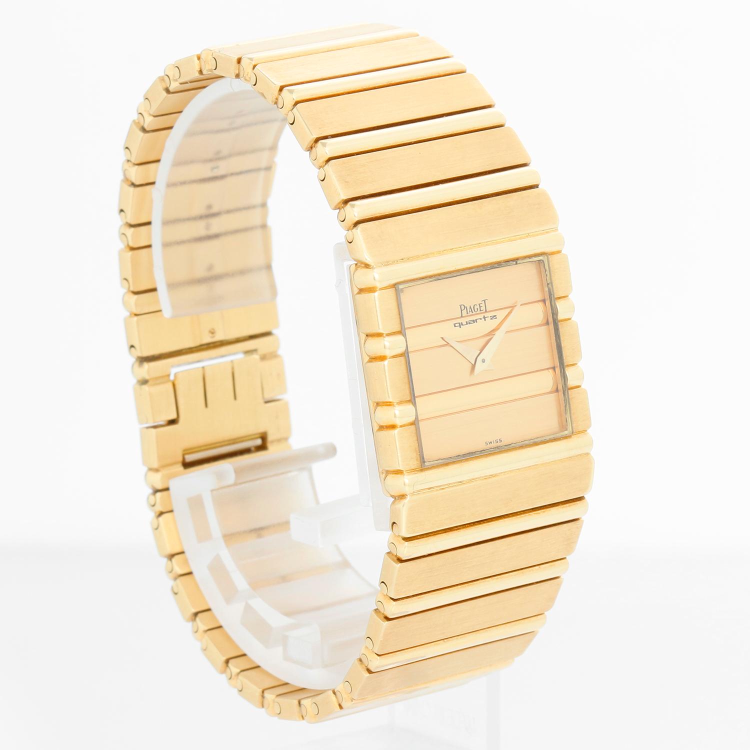 Piaget Polo 18K Yellow Gold Men's Watch 7131 C701 In Excellent Condition In Dallas, TX