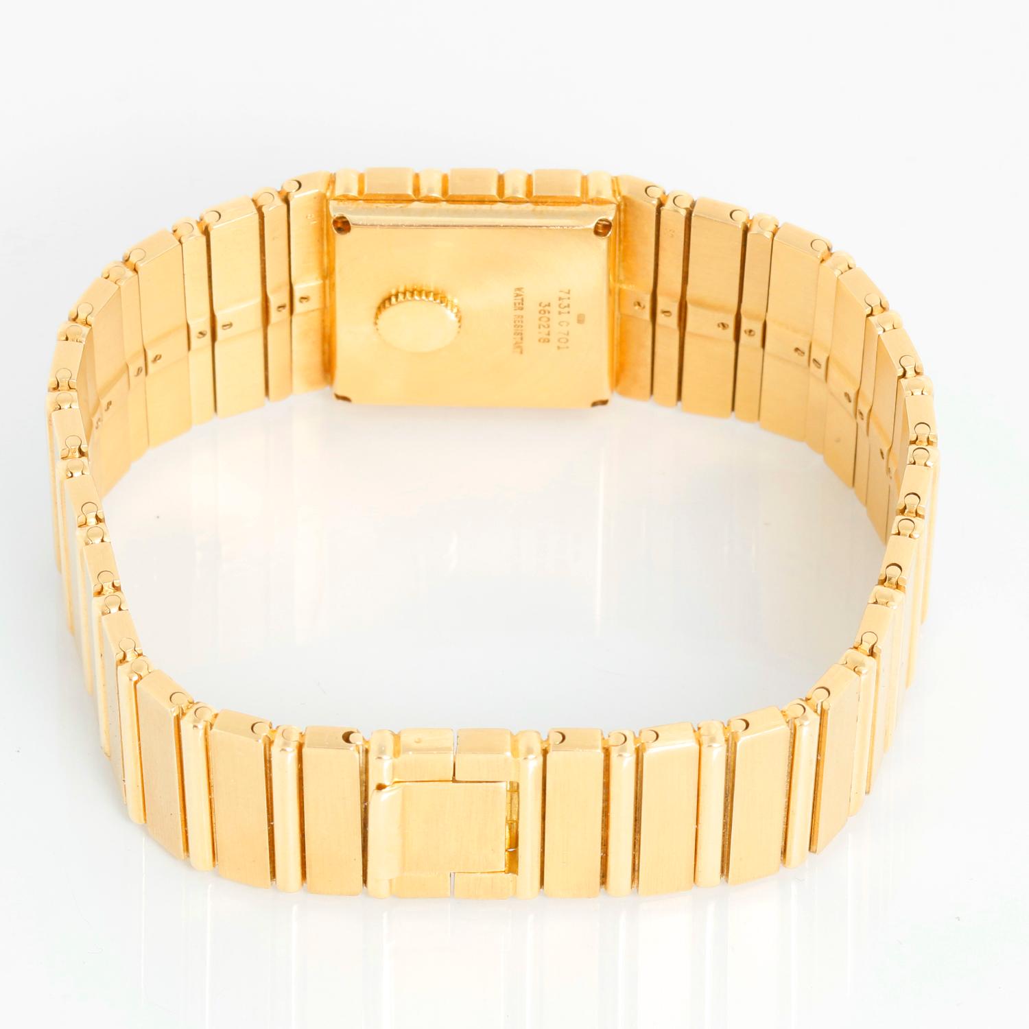 Women's or Men's Piaget Polo 18K Yellow Gold Men's Watch 7131 C701