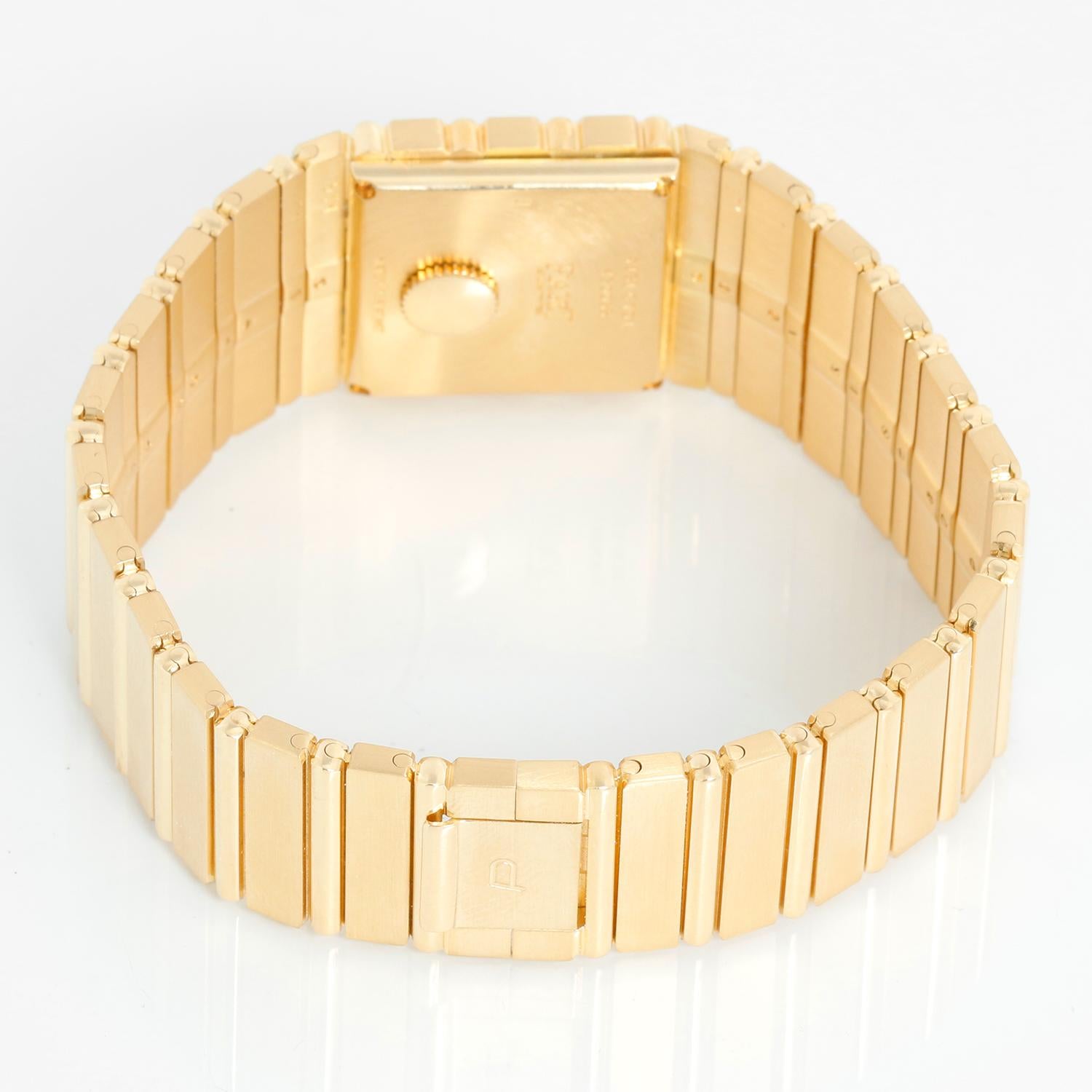 Piaget Polo 18K Gelbgold Herrenuhr  7131 C701 1