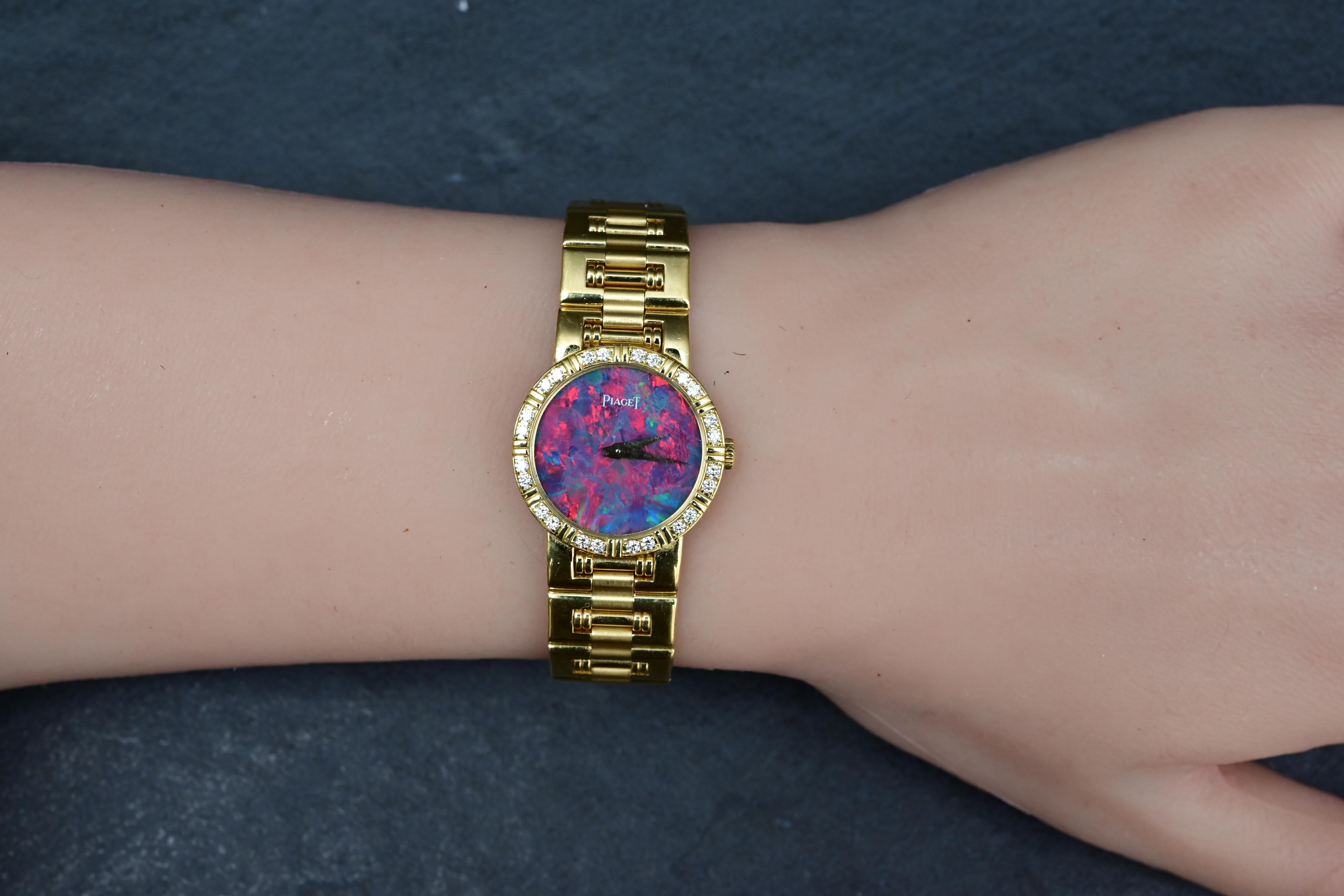 Round Cut Piaget Polo 80564 K81 Ladies Quartz Watch in 18K Gold with Opal Dial