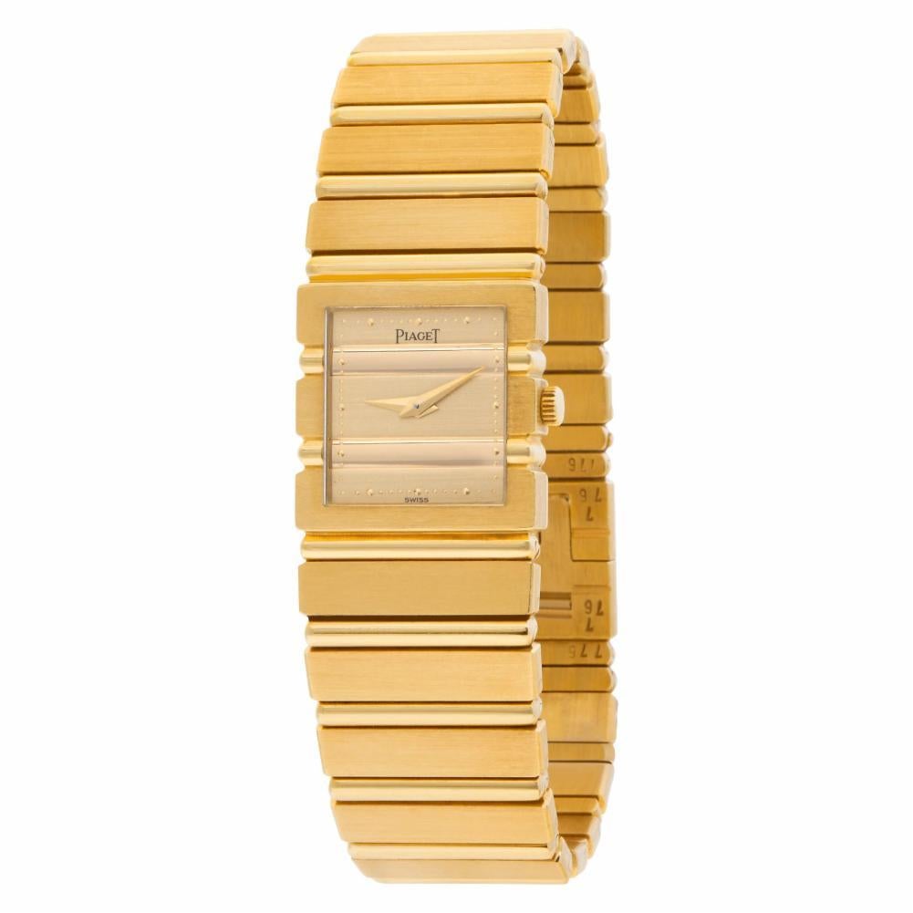 Piaget Polo Reference #: 8131 C701. Womens Quartz Watch Yellow Gold Gold 20 MM. Verified and Certified by WatchFacts. 1 year warranty offered by WatchFacts.
