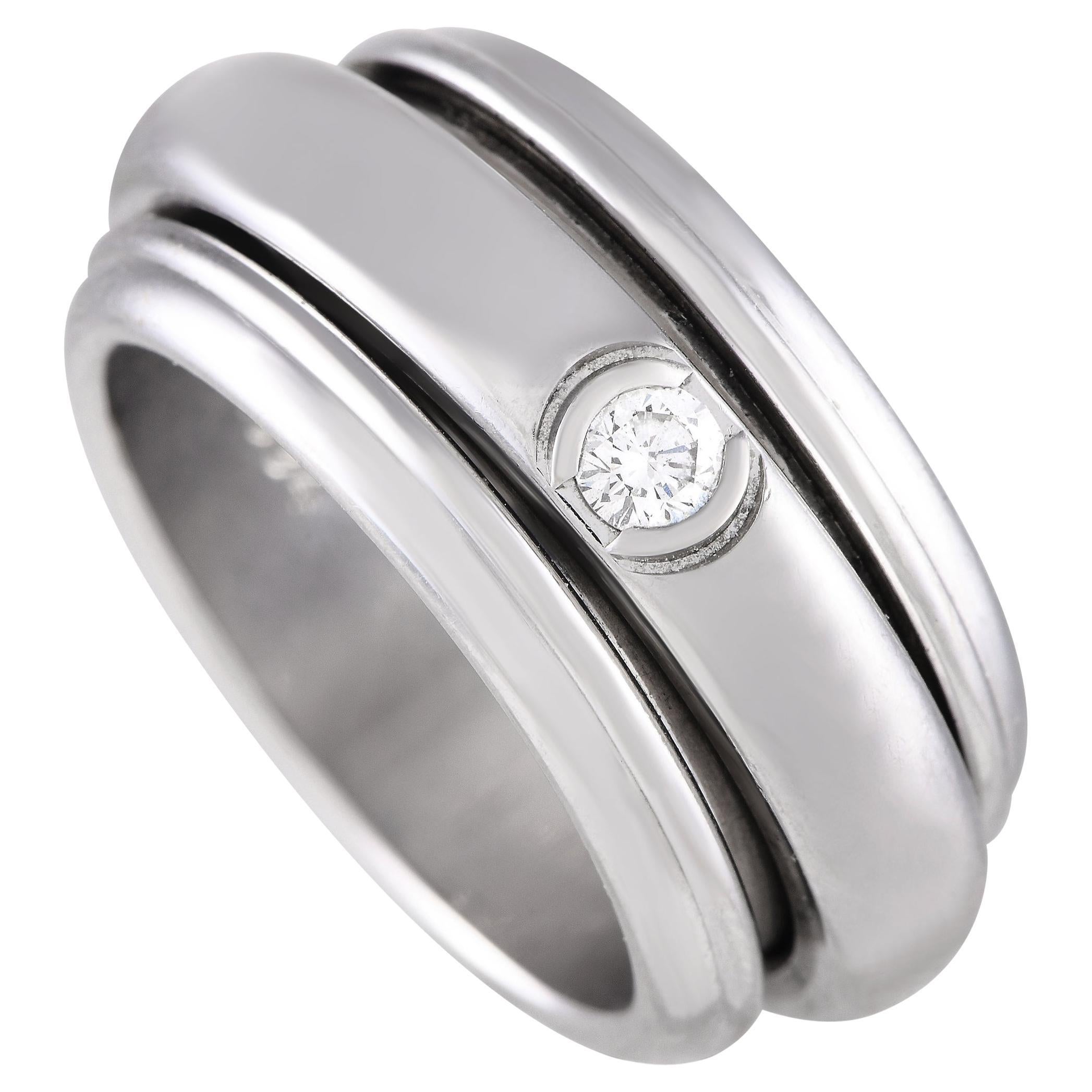 Piaget Possession 18k White Gold 0.12 Carat Diamond Ring For Sale at 1stDibs