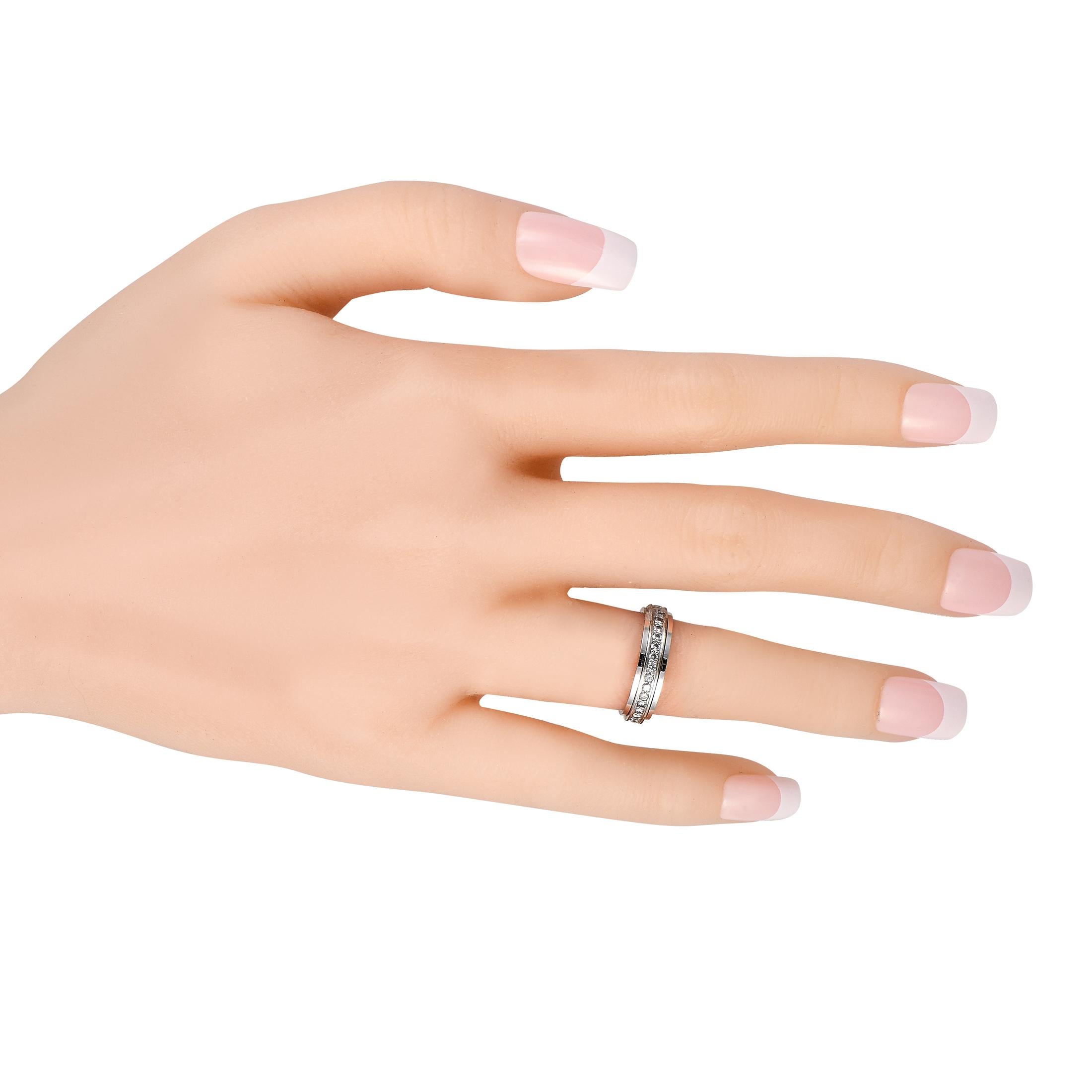 Round Cut Piaget Possession 18K White Gold 0.24ct Diamond Ring For Sale