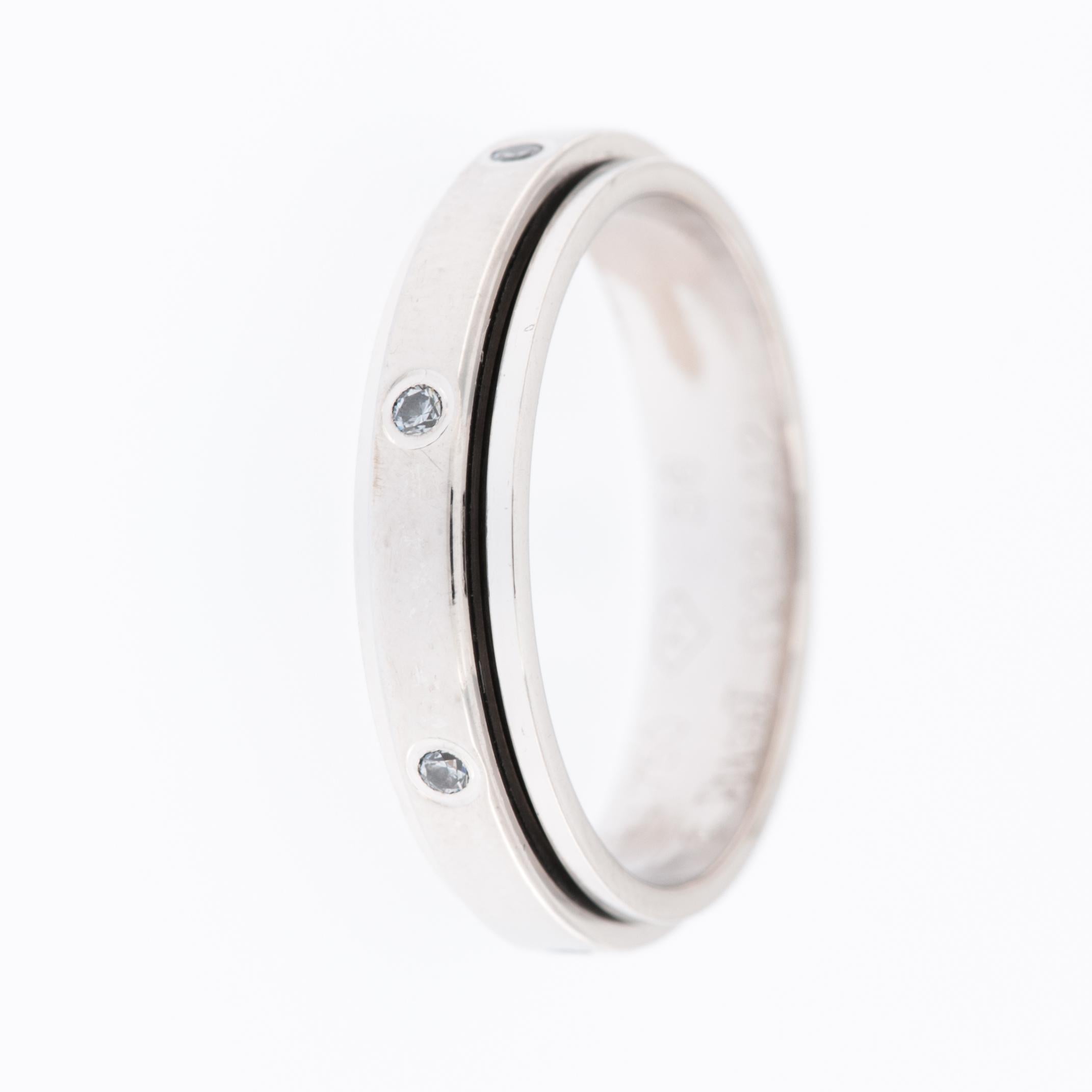 Brilliant Cut Piaget Possession Band Ring White Gold with Diamonds For Sale