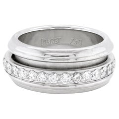 Anillo giratorio Piaget Possession de diamantes y oro blanco de 18 quilates