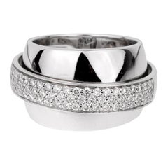 Piaget, bague Possession en or blanc pavé de diamants