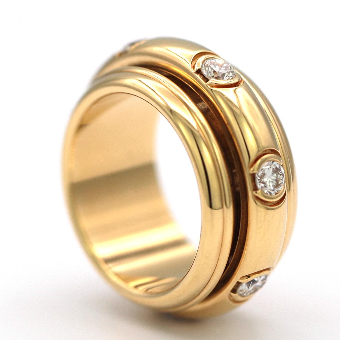 Round Cut Piaget Possession Ring in 18 Karat Yellow Gold with Diamonds