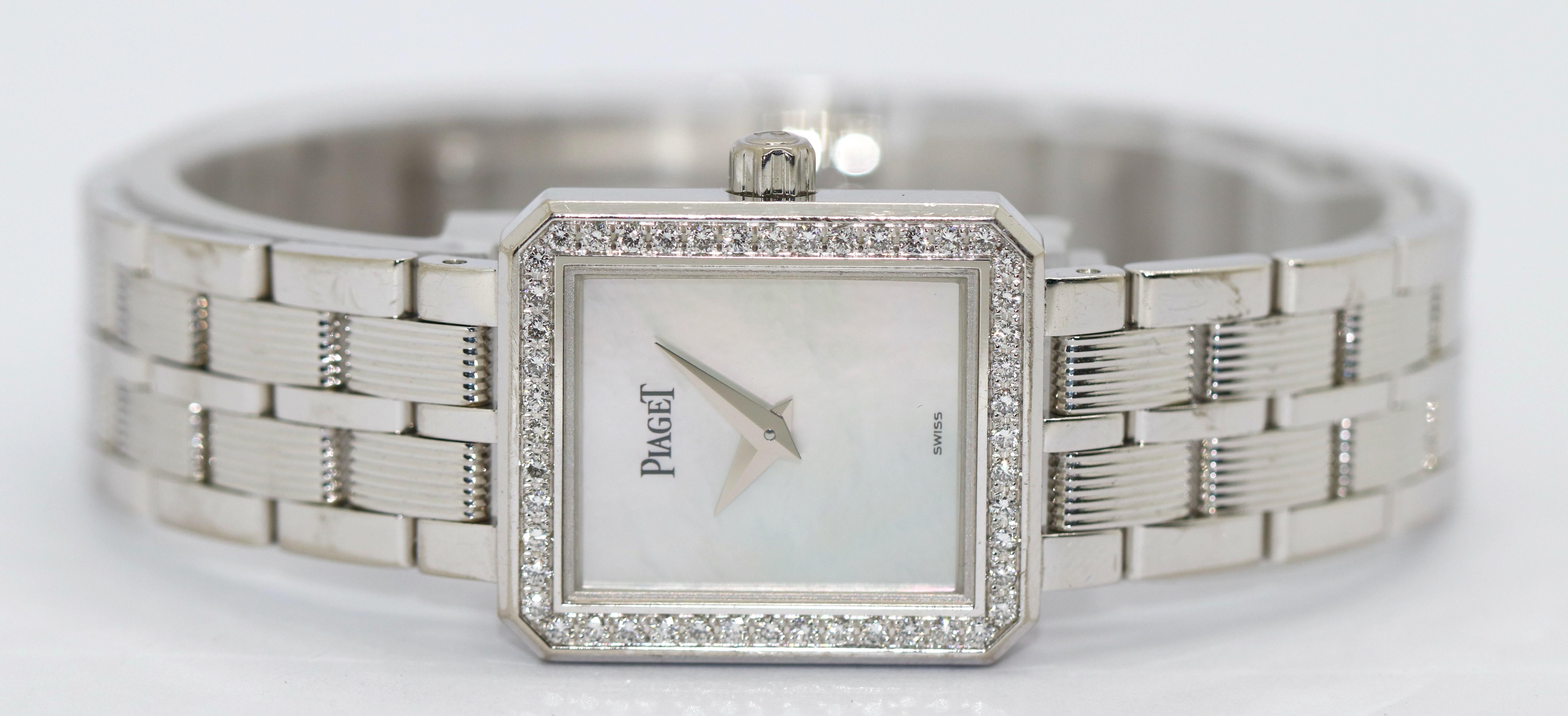 Piaget Protocole, 18 Karat White Gold with Diamonds and Mother of Pearl In Good Condition In Berlin, DE