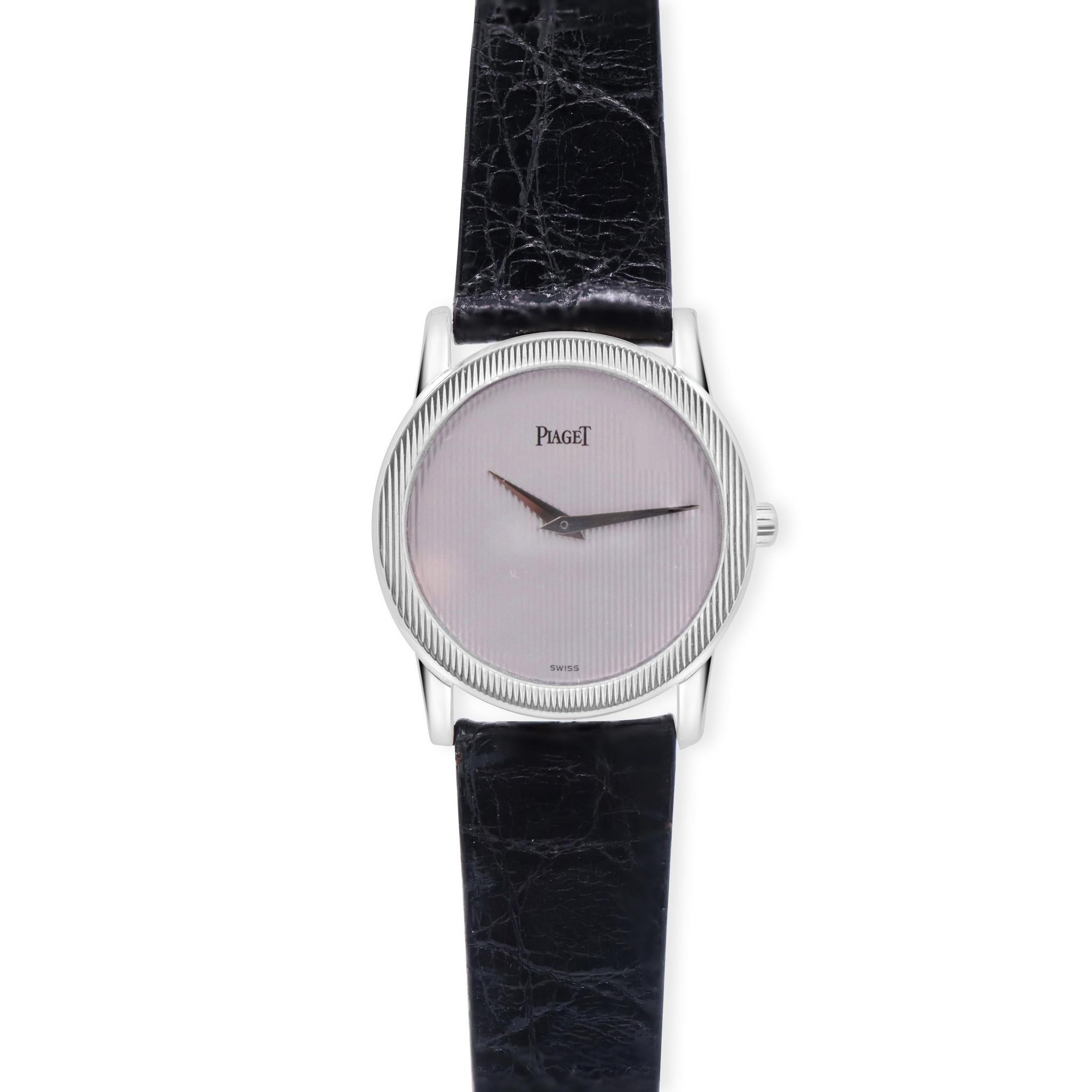 Piaget Protocole 5894 18K White Gold Quartz 31mm watch In Excellent Condition For Sale In New York, NY
