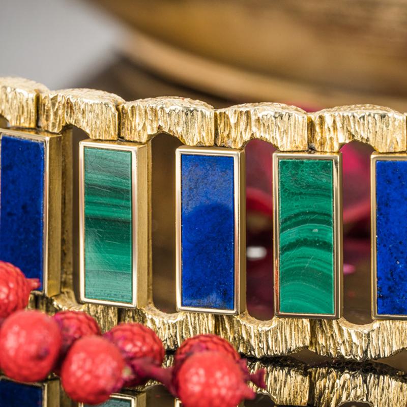 Piaget Rare Yellow Gold Lapis Lazuli & Malachite Set Vintage Watch In Good Condition For Sale In London, GB