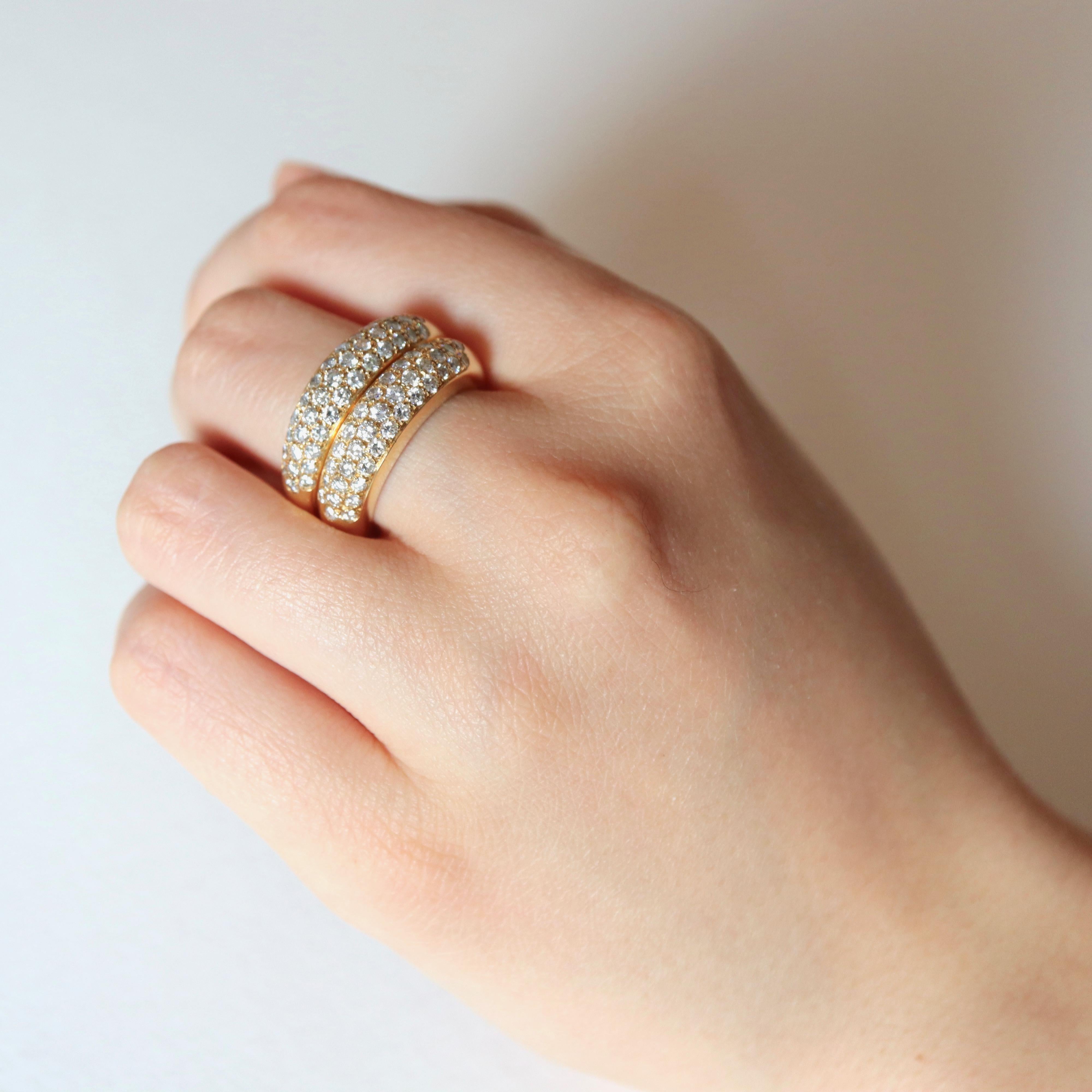 Piaget Ring aus 18 Karat Gelbgold, bestehend aus zwei Ringen mit je 36 Diamanten im Angebot 3