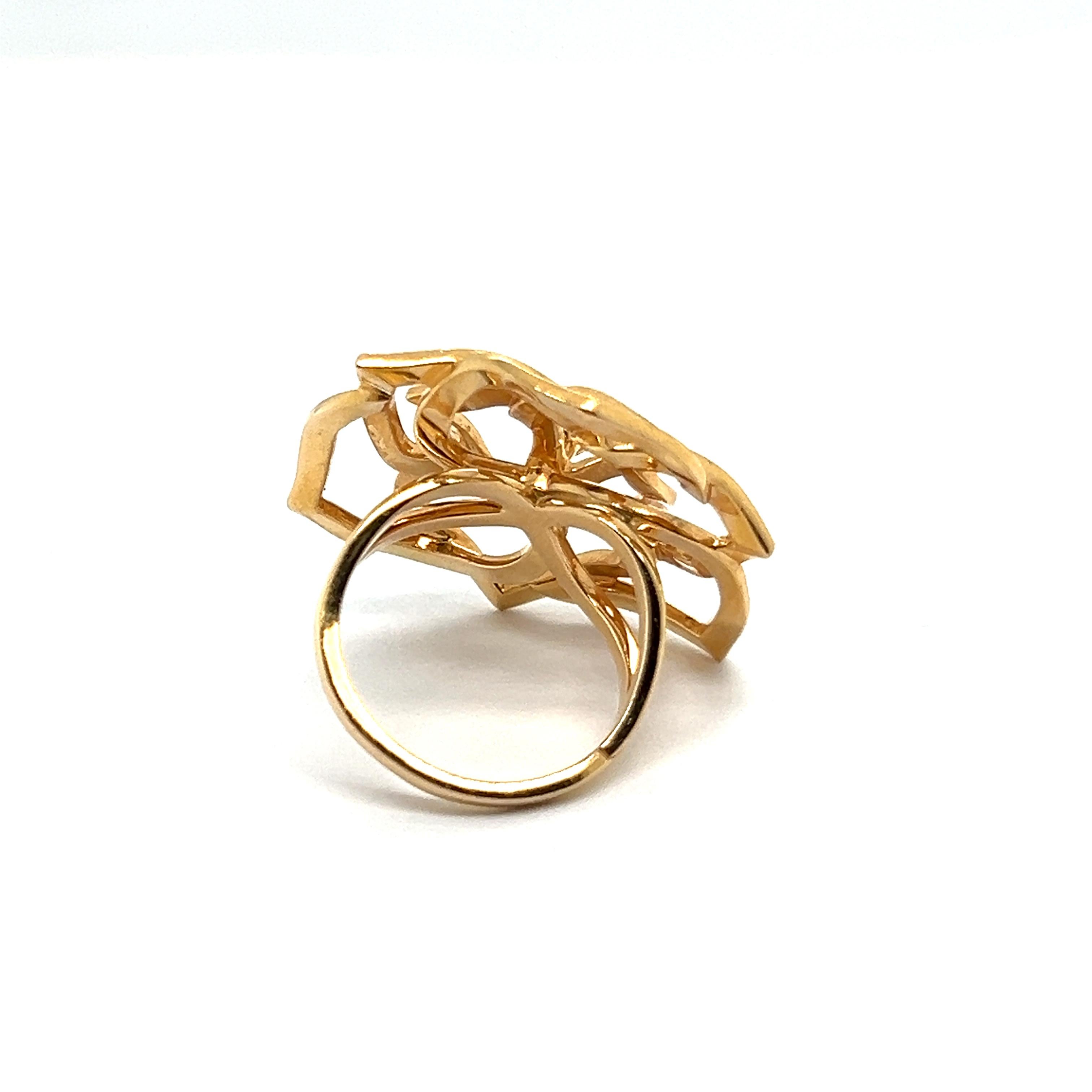 Piaget Rose Ring with Diamonds in 18 Karat Red Gold For Sale 4