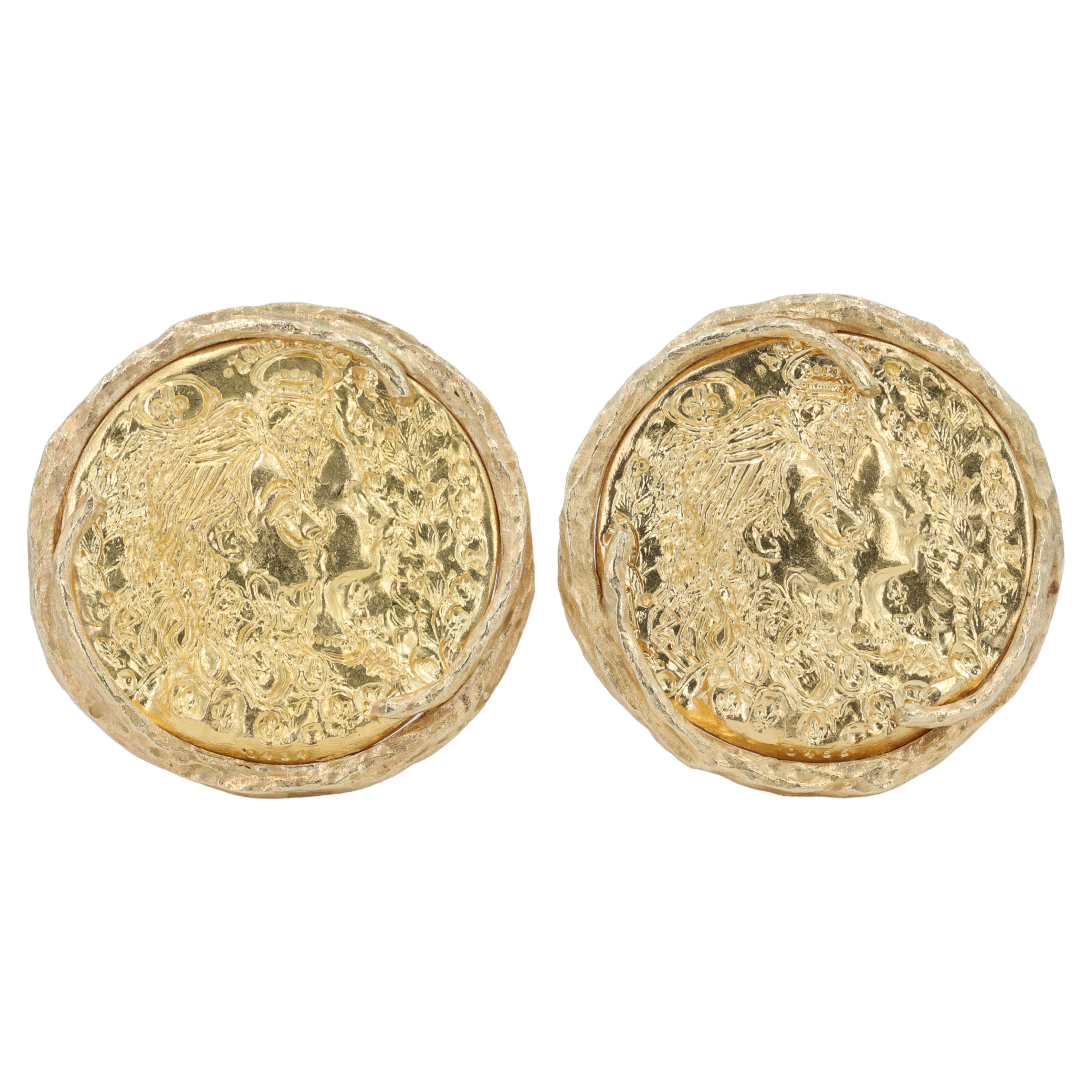 Gemelos Piaget 
Salvador Dalí de oro de 22 quilates