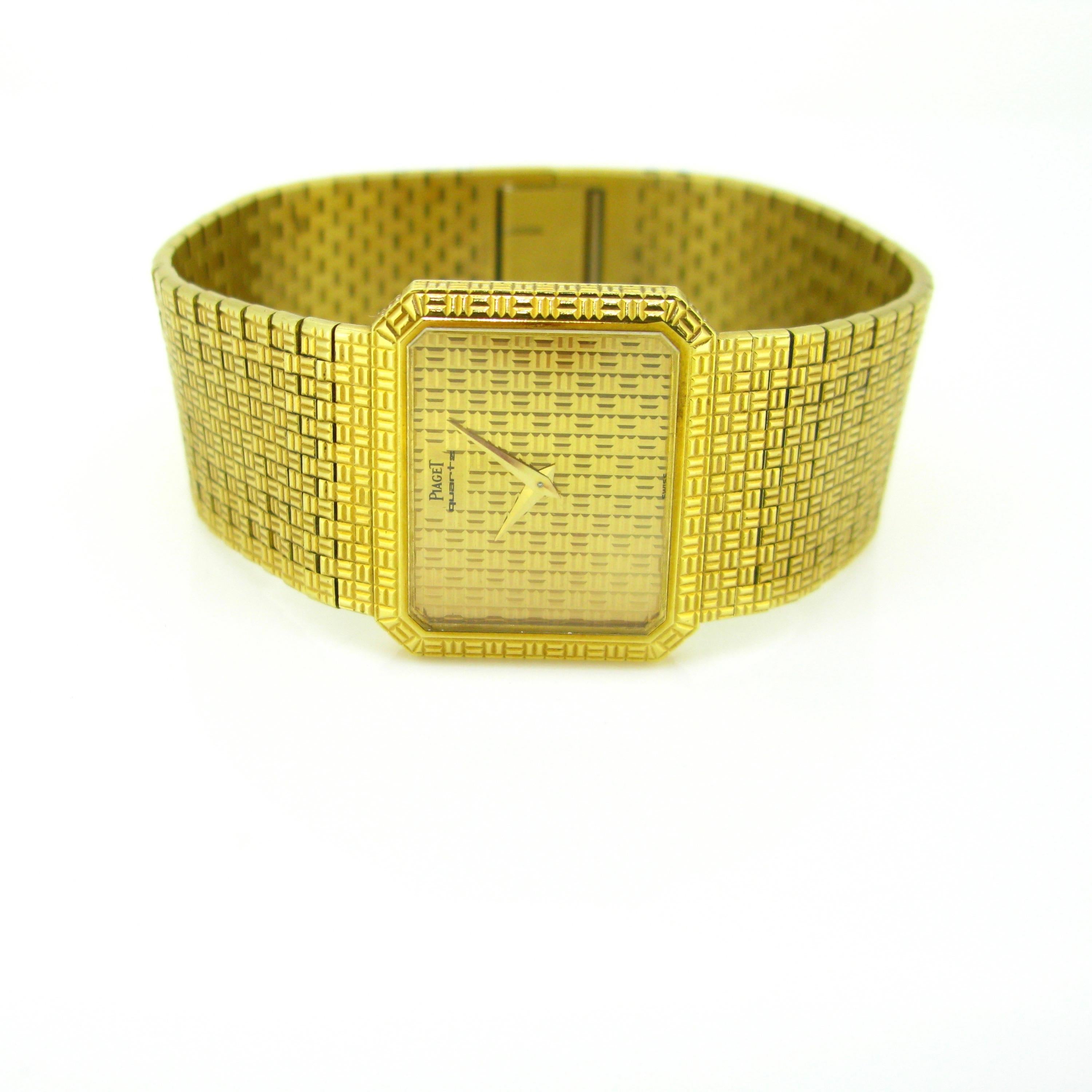 Women's or Men's Piaget 1970s Yellow Gold Vintage Wristwatch