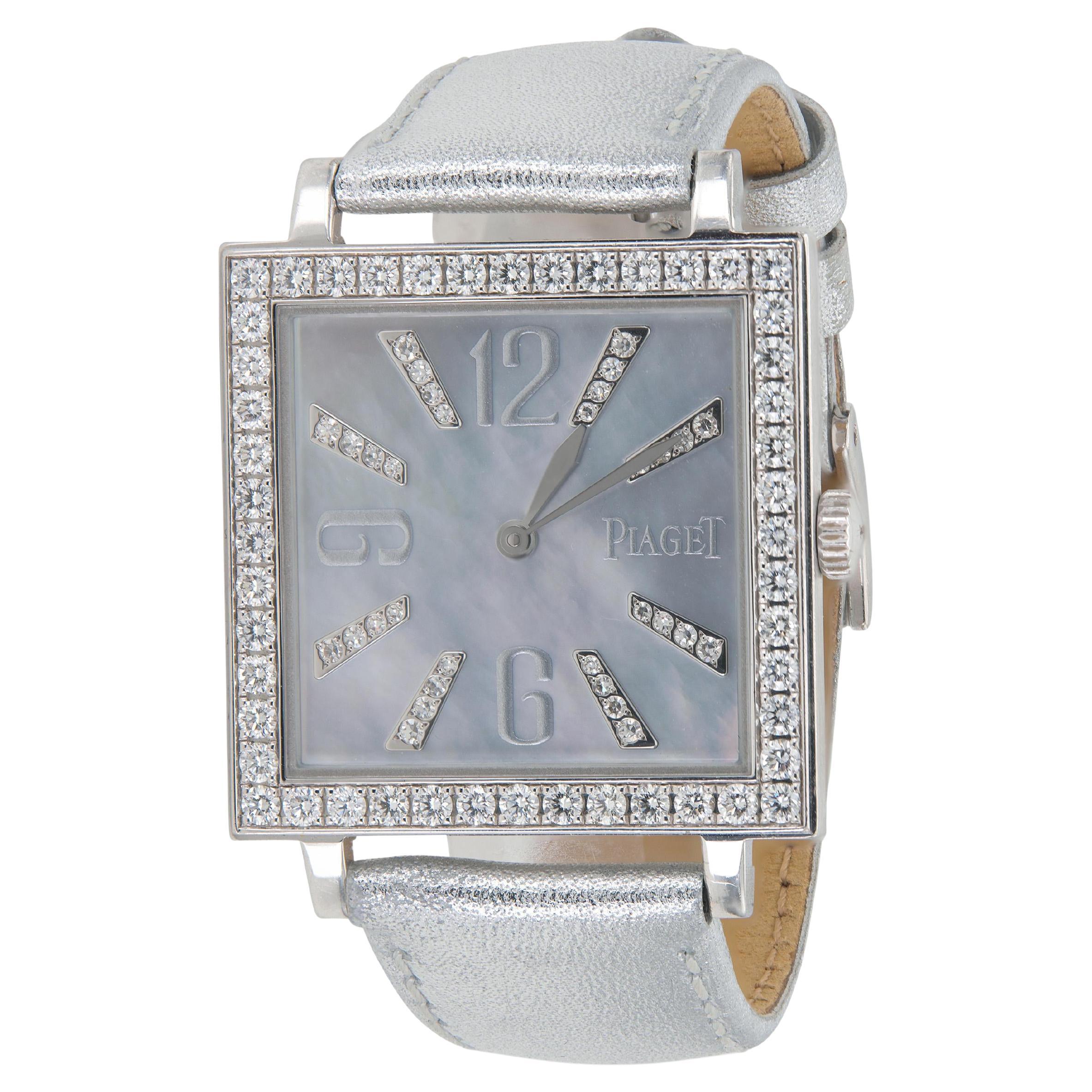 Can men wear mother-of-pearl watches?