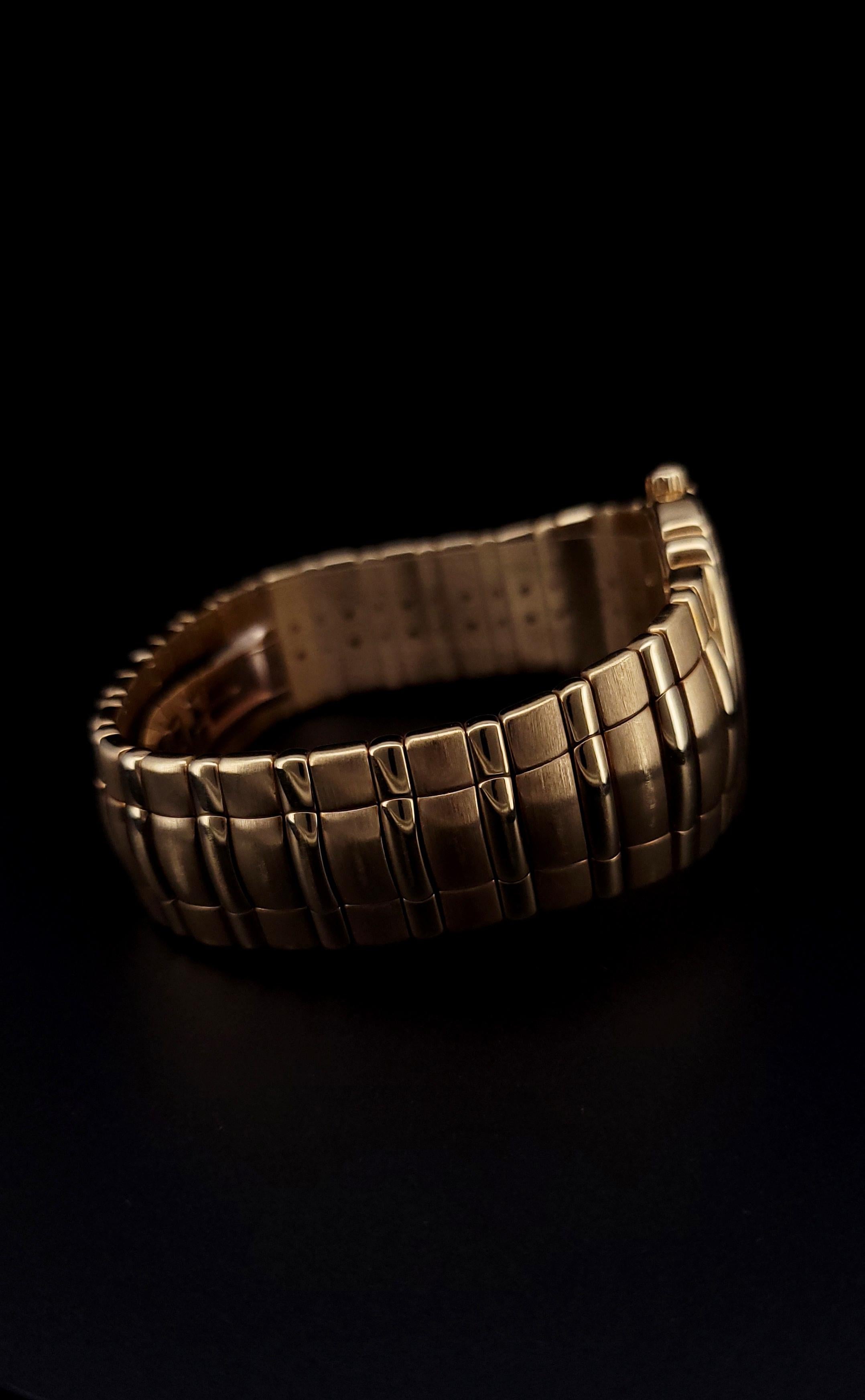 Women's or Men's Piaget Tanagra 18k Yellow Gold 33mm Watch For Sale