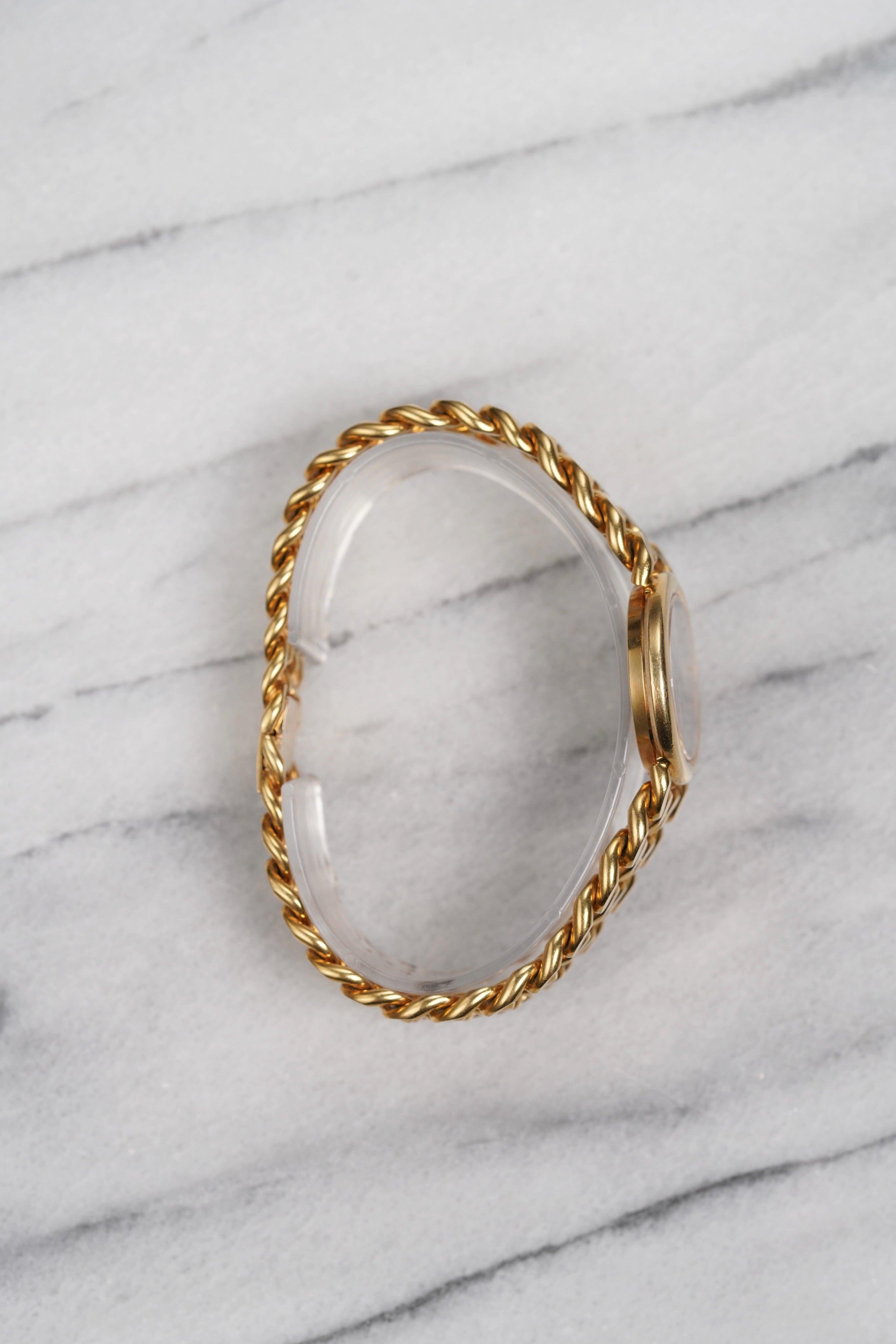 Piaget Tiger Eye Curb Link Watch in 18K Yellow Gold, 1980s In Good Condition For Sale In New York, NY