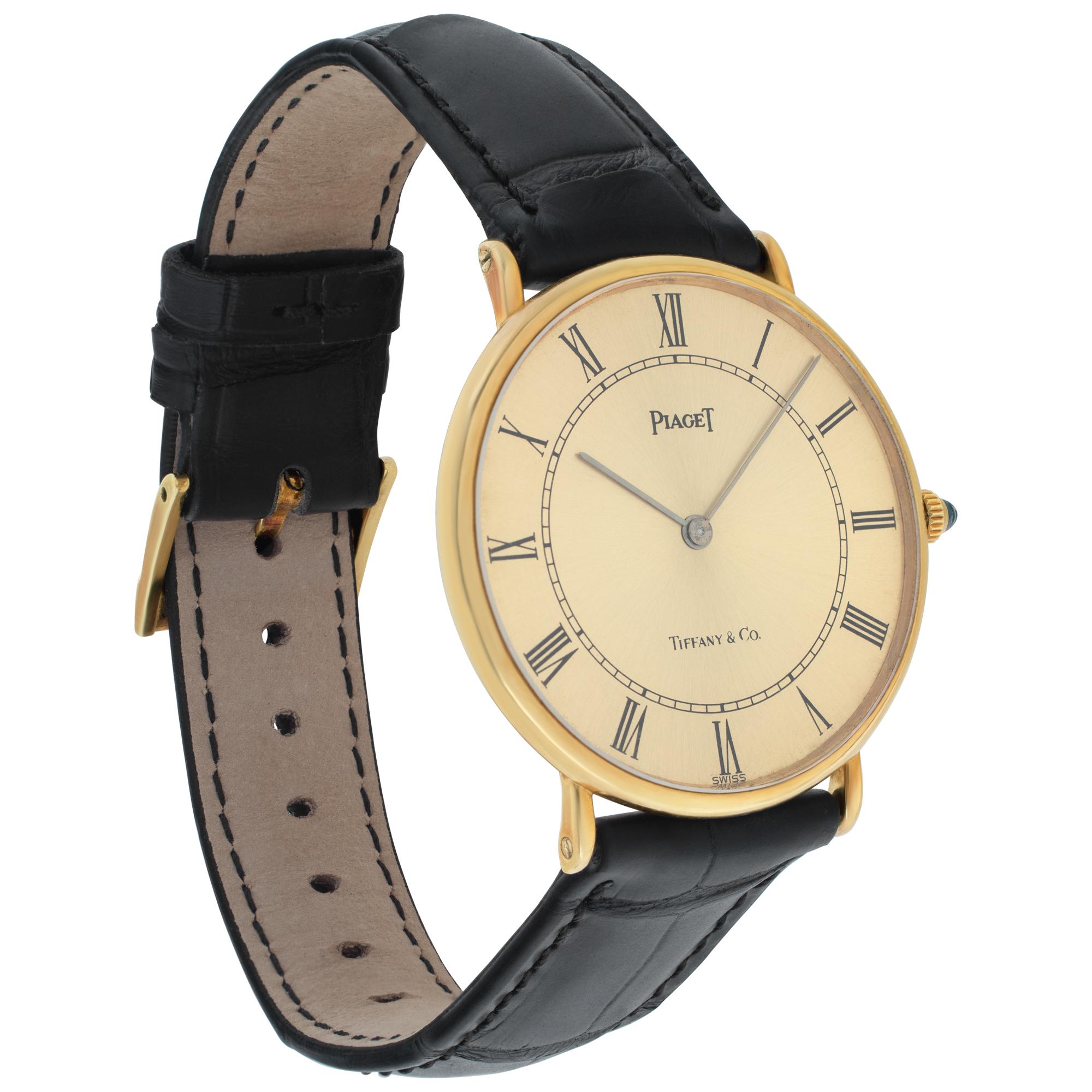 Piaget Ultra Thin 18k Gelbgold Armbanduhr Ref 9035 im Zustand „Hervorragend“ in Surfside, FL