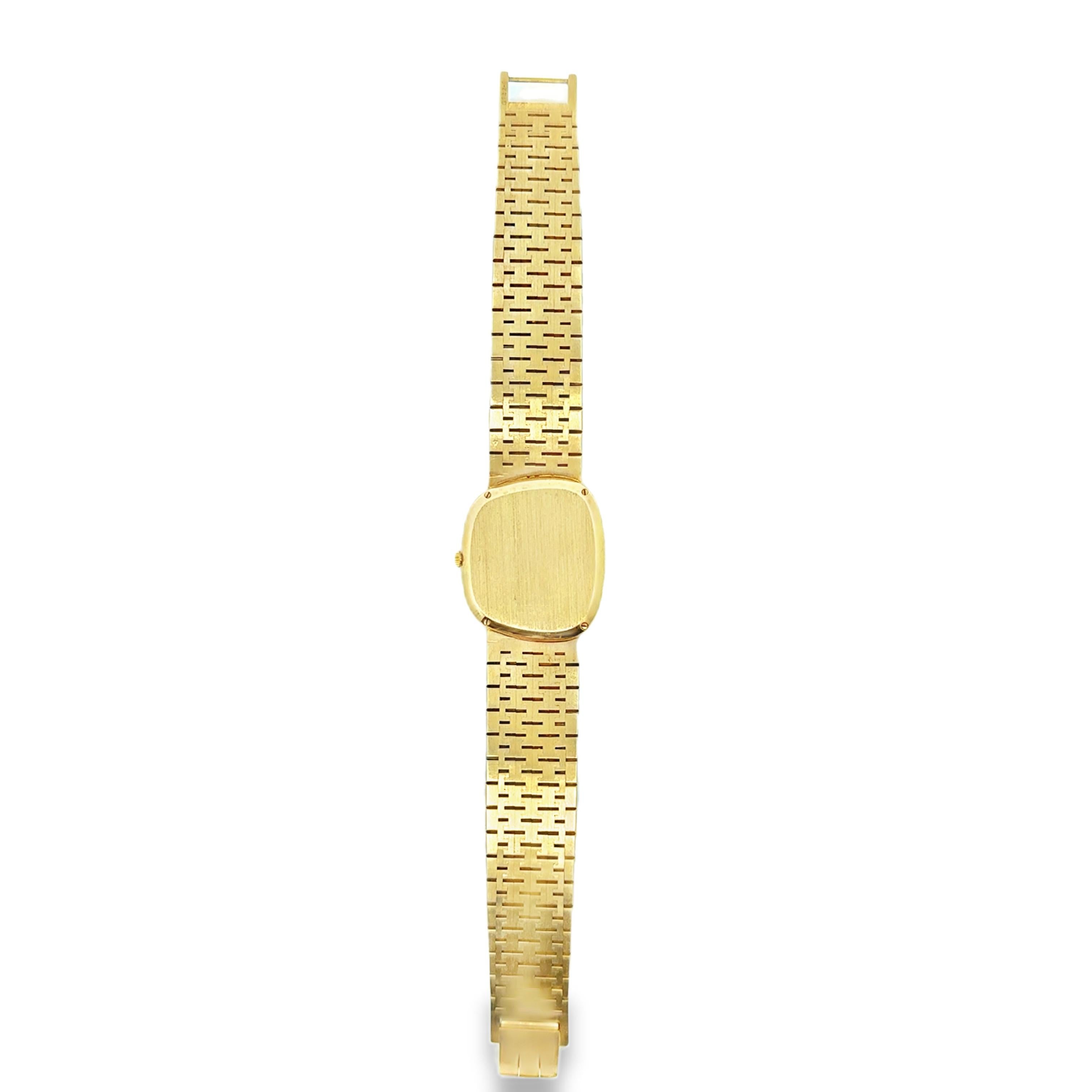 Piaget Van Cleef & Arpels Asymmetrical Lapis Lazuli 18K Yellow Gold Watch In Good Condition For Sale In New York, NY