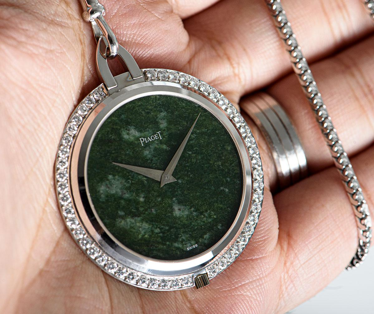 A Very Rare 43 mm 18k White Gold Open Face Vintage Gents Pocket Watch, jade dial, a fixed 18k white gold bezel set with 50 round brilliant cut diamonds (~1.5ct), an 18k white gold chain, sapphire glass, an 18k white gold caseback highly engraved