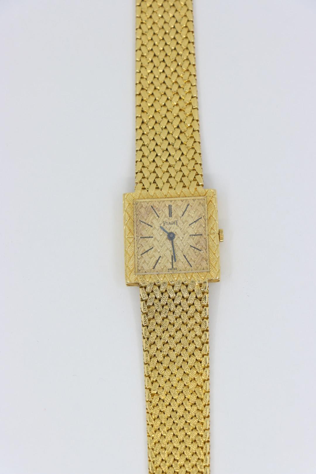 Piaget Vintage 18K Gold Unisex Watch For Sale 13