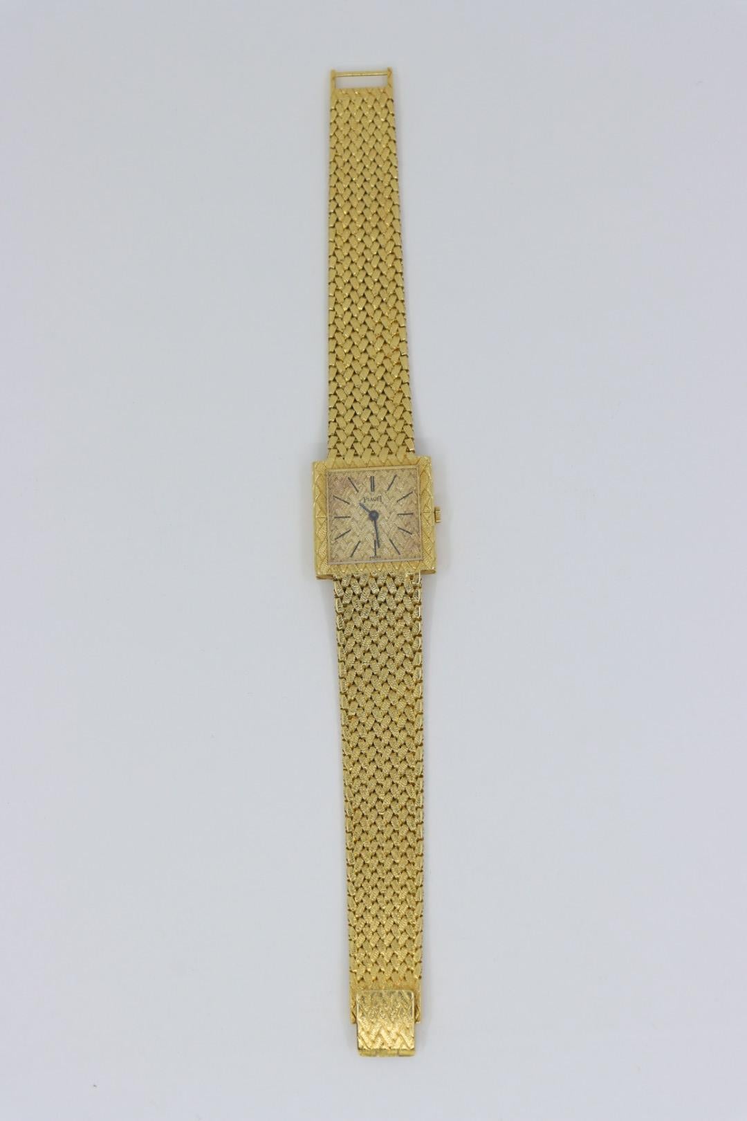 Piaget Vintage 18K Gold Unisex Watch For Sale 14