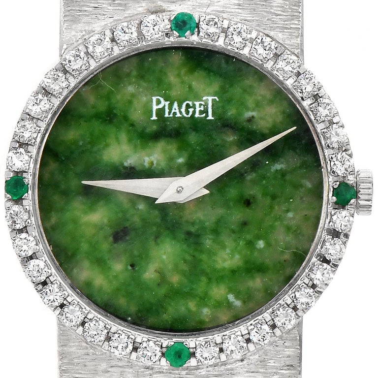 Piaget Vintage Green Jade Dial Diamond Gold Ladies Watch In Excellent Condition For Sale In Miami, FL