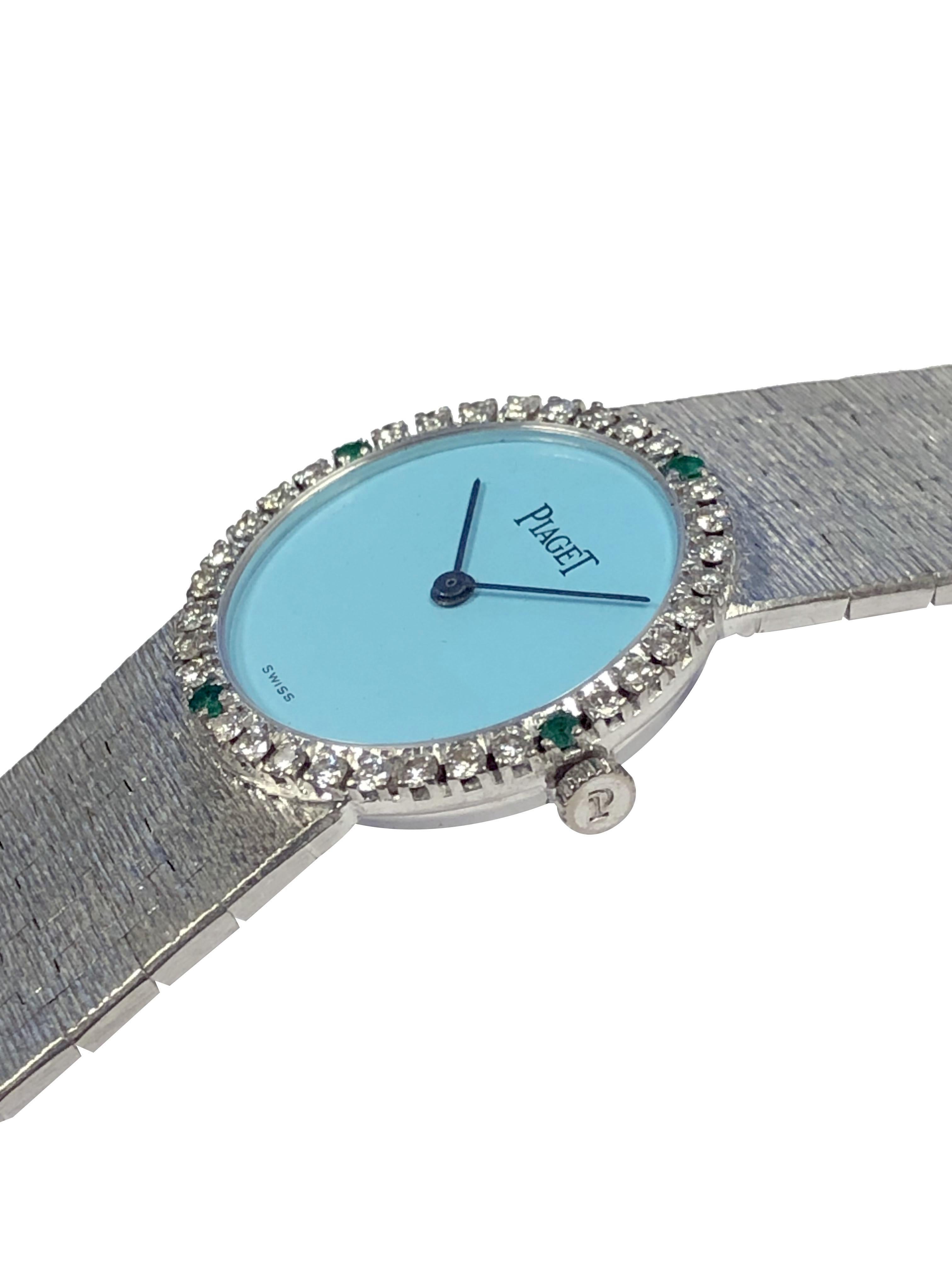Taille ronde Piaget Montre-bracelet vintage en or blanc, turquoise, diamants et émeraudes en vente