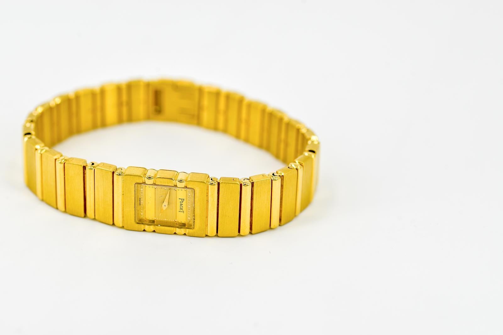 Piaget Watch Polo Yellow Gold In Excellent Condition For Sale In PARIS, FR