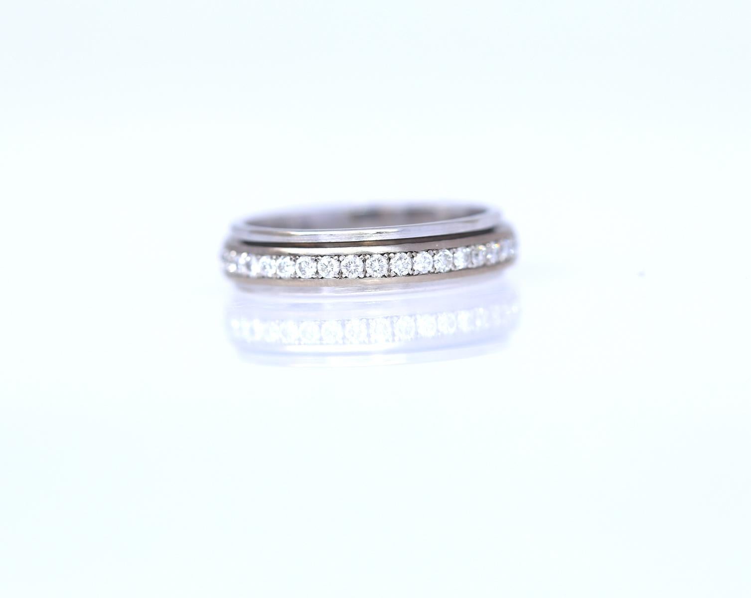 Piaget White 18K Gold Diamonds Possession Ring Engagement Wedding, 2001 2