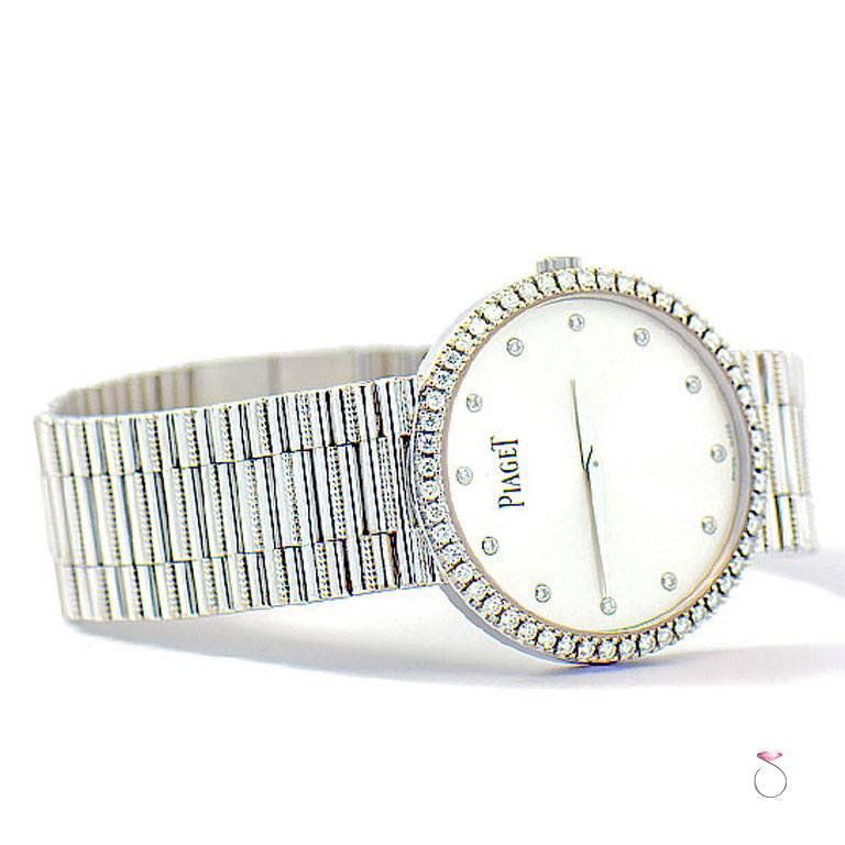 Moderne Piaget Montre-bracelet manuelle mécanique en or blanc avec cadran et lunette en forme de diamants en vente
