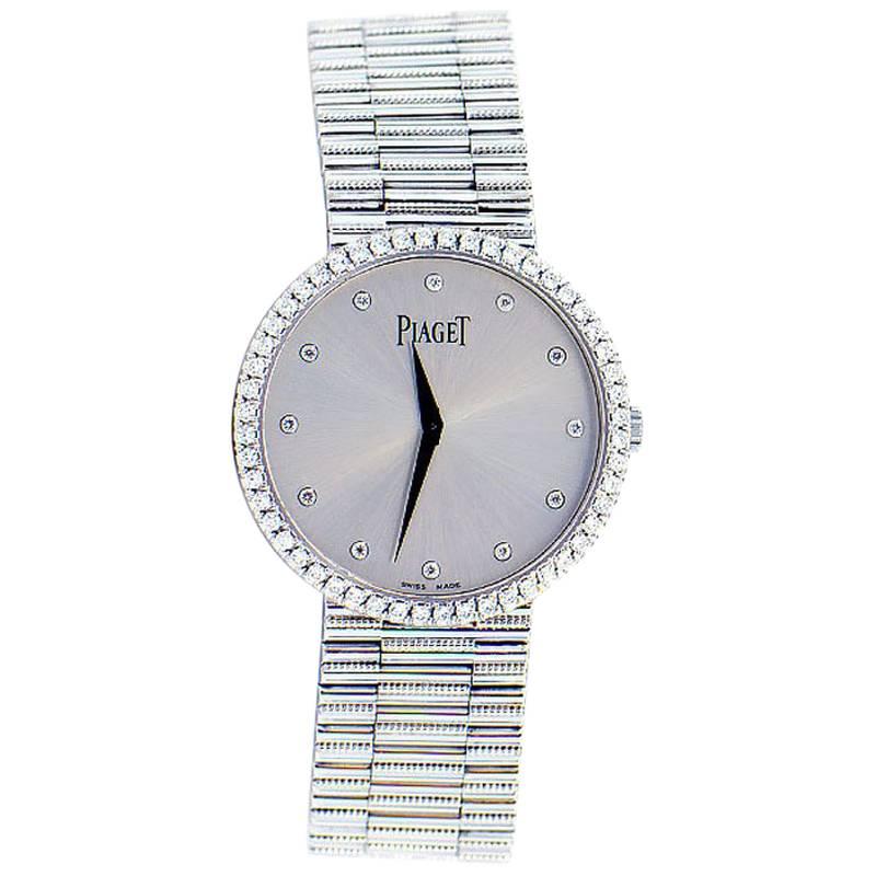 Piaget Montre-bracelet manuelle mécanique en or blanc avec cadran et lunette en forme de diamants en vente