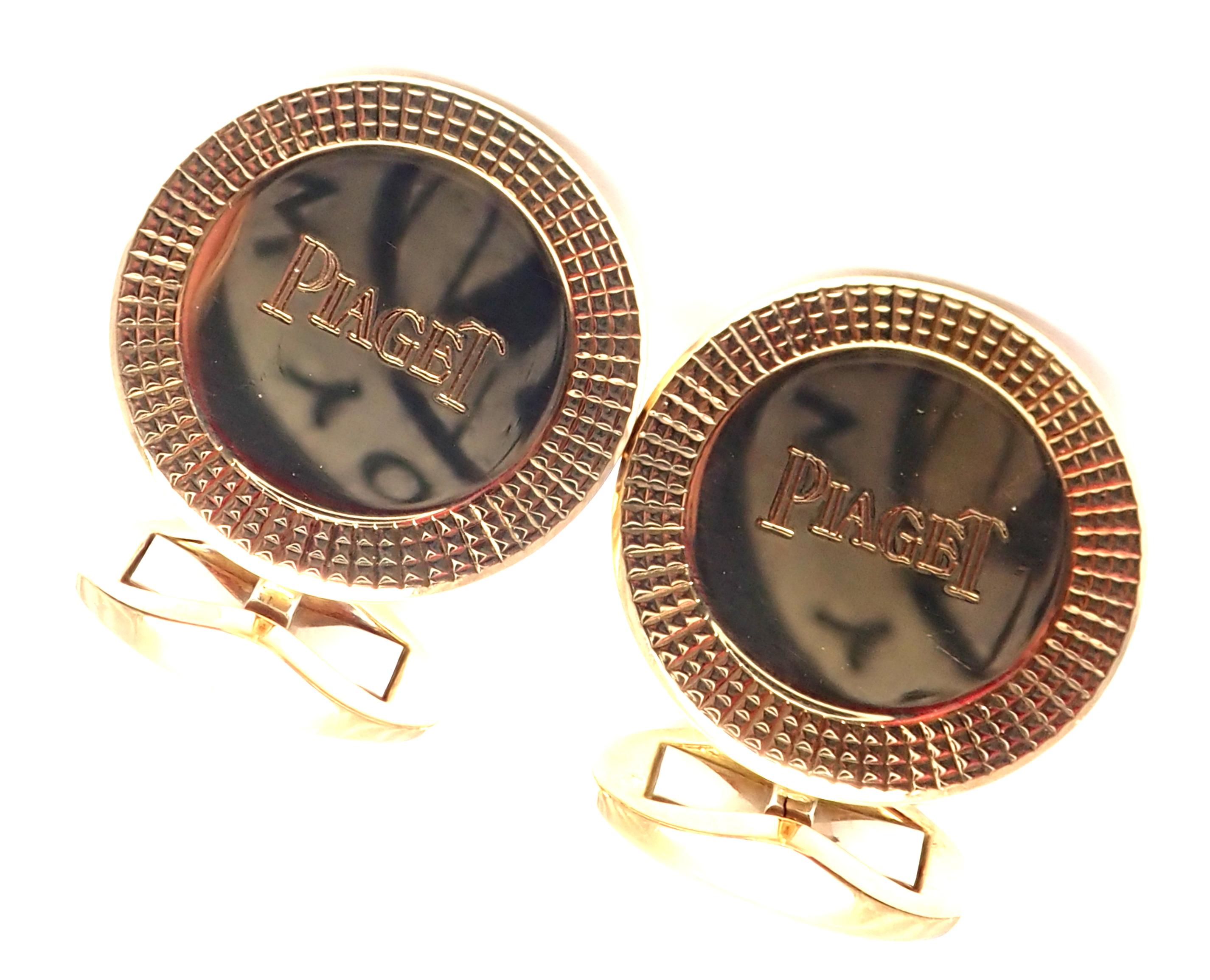 Piaget Yellow Gold Cufflinks In Excellent Condition For Sale In Holland, PA