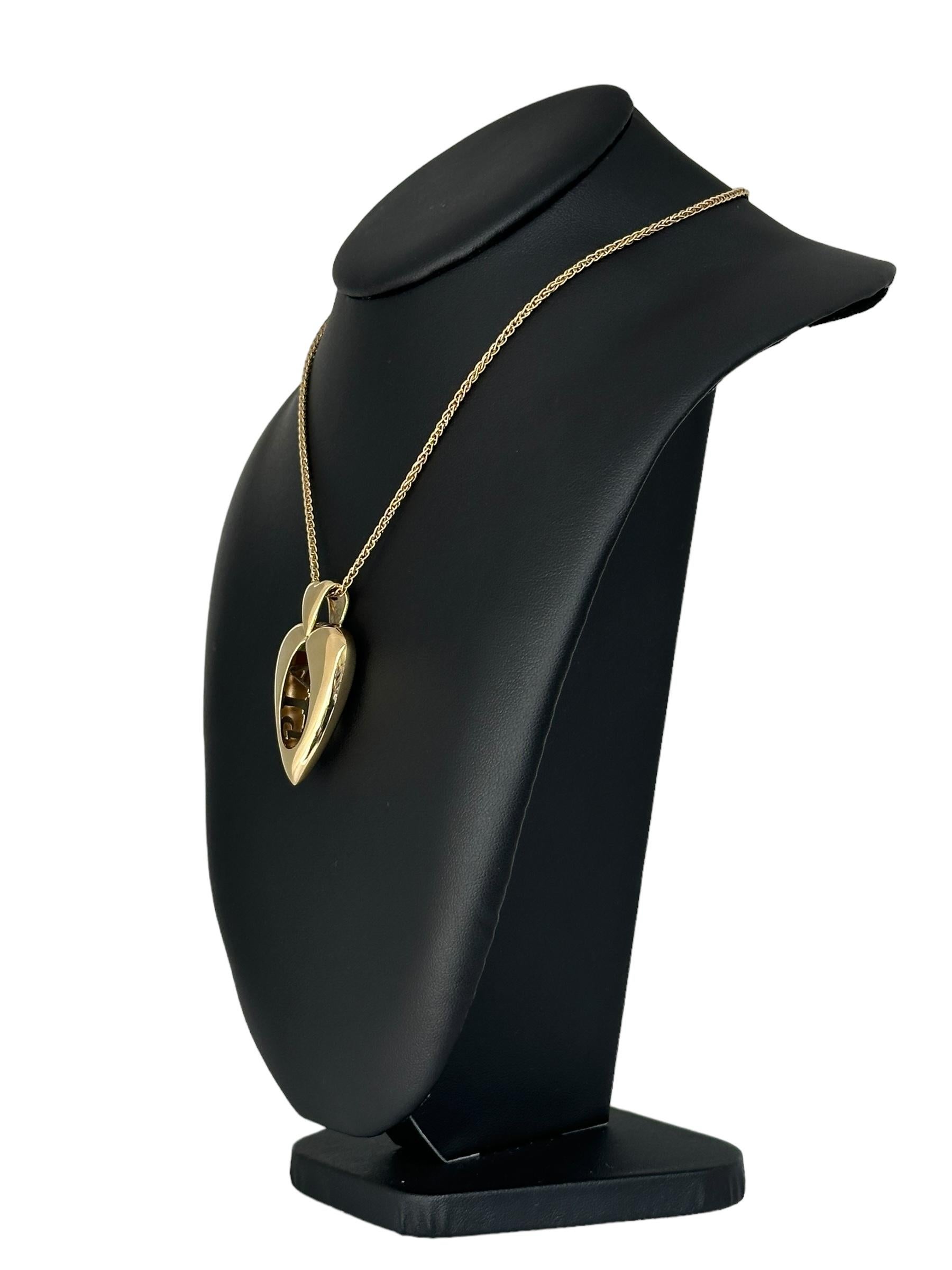 Piaget Pendentif cœur en or jaune en vente 2