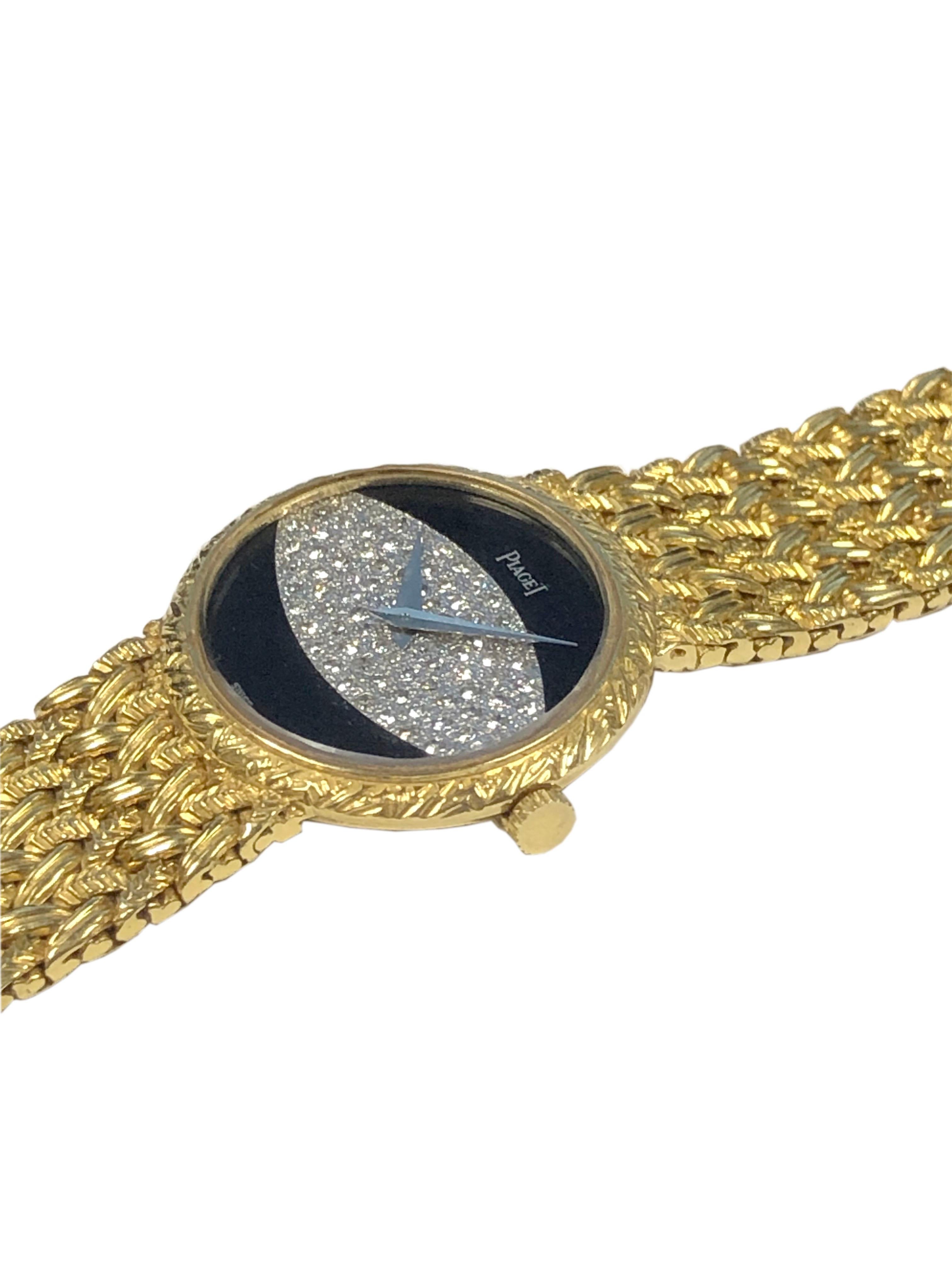 Piaget Montre-bracelet mécanique pour femmes avec cadran en or jaune, onyx et diamants Excellent état - En vente à Chicago, IL