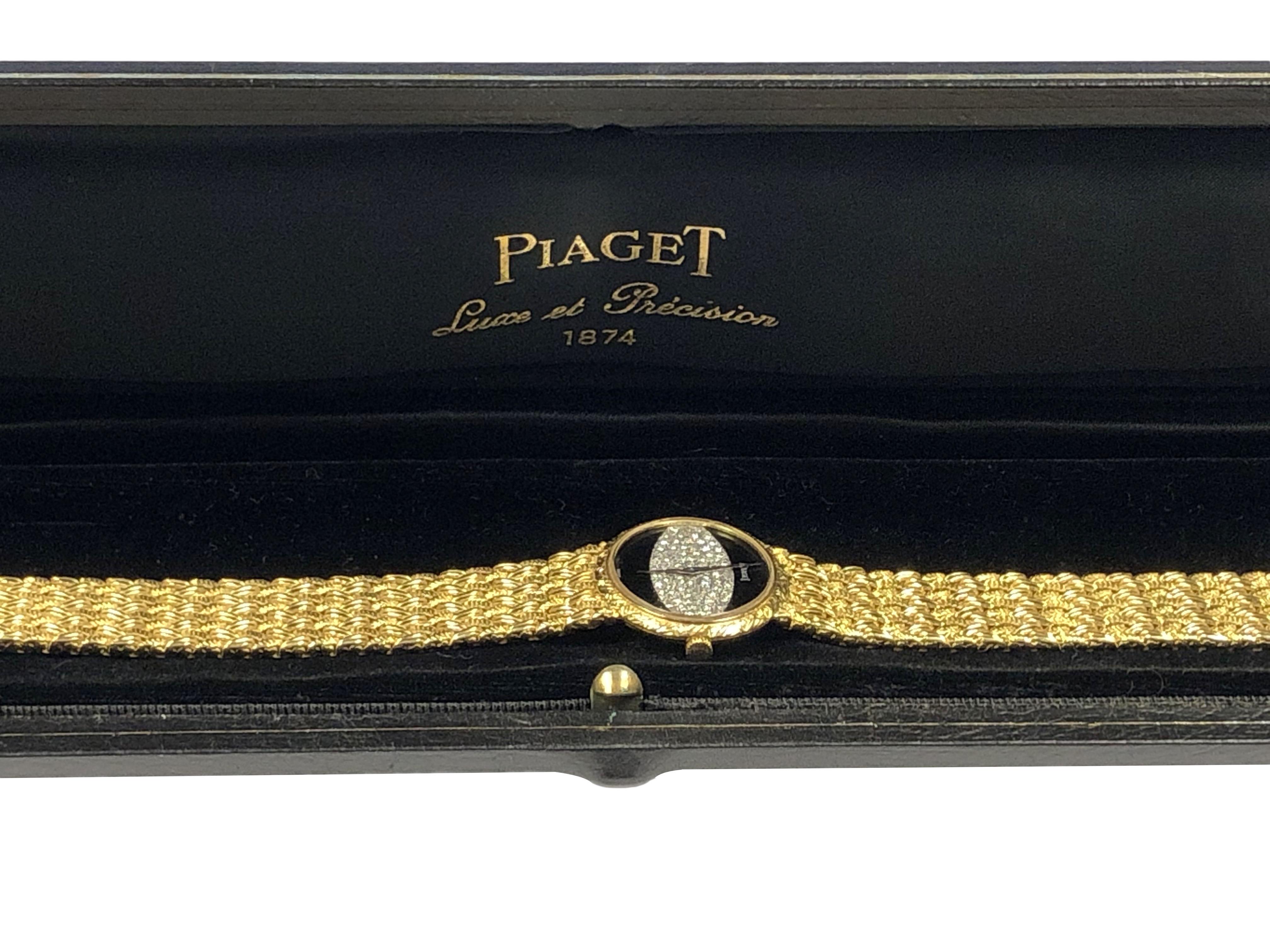Piaget Yellow Gold Onyx and Diamond Dial Ladies Mechanical Wrist Watch In Excellent Condition For Sale In Chicago, IL