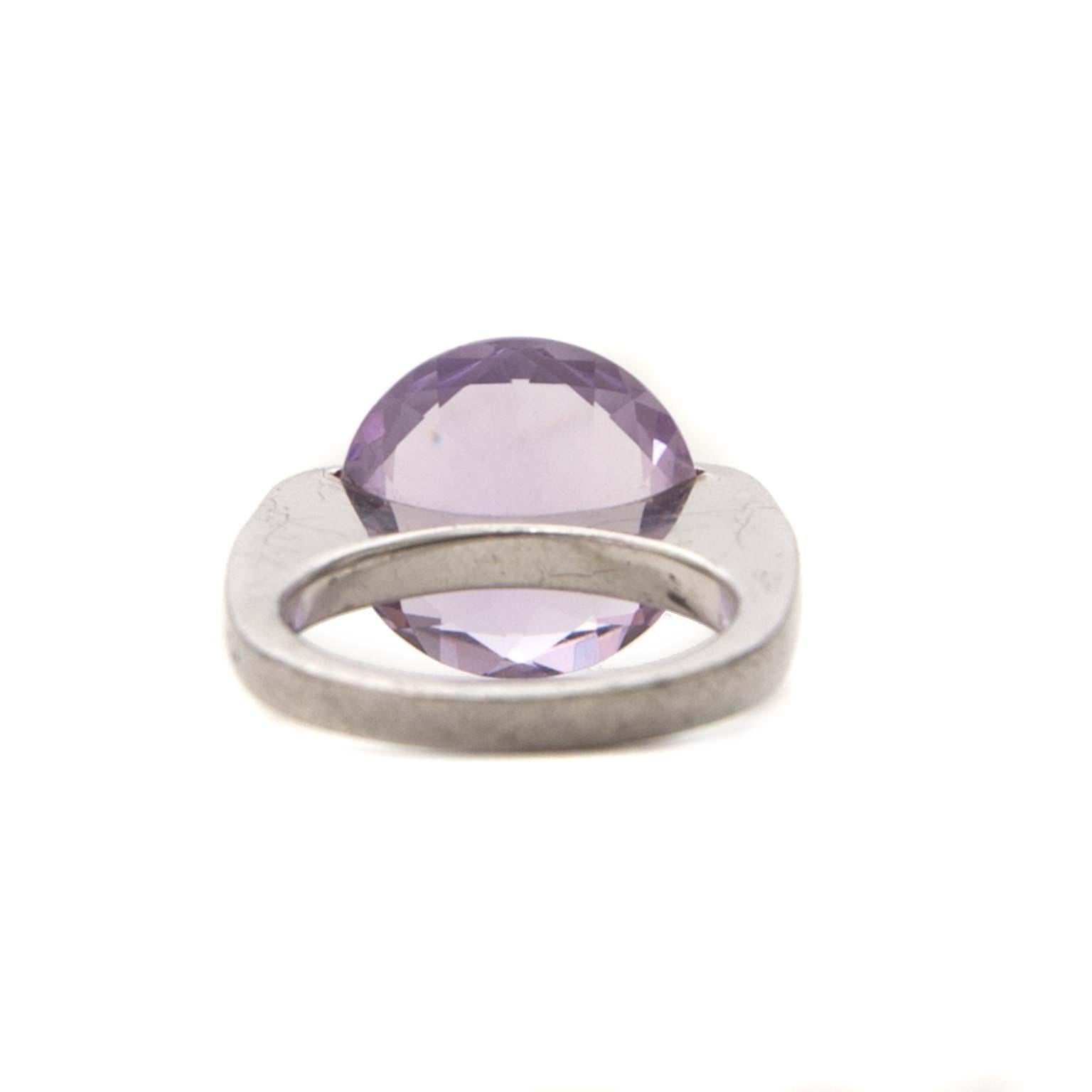 Good preloved condition

Pianegonda Silver Ring With Purple Stone - SIze 52 

This beautiful silver ring by Pianegonda is a true show-stopper. It features a purple stone in the center, and tiny gems on the side.
The perfect ring for those