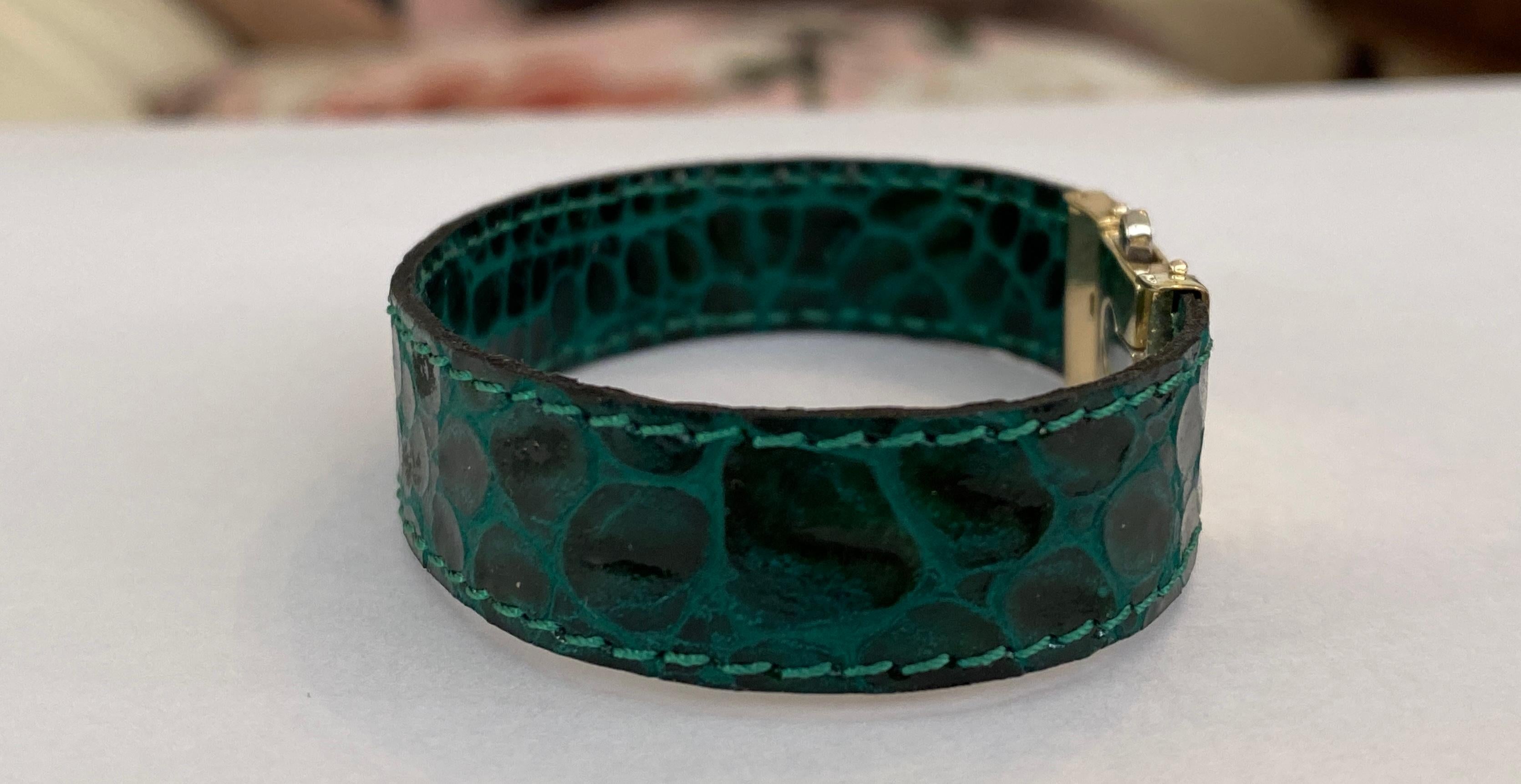 Pianelli 14 kt yellow and white gold bracelet clasp with leather straps In Good Condition For Sale In AMSTERDAM, NL