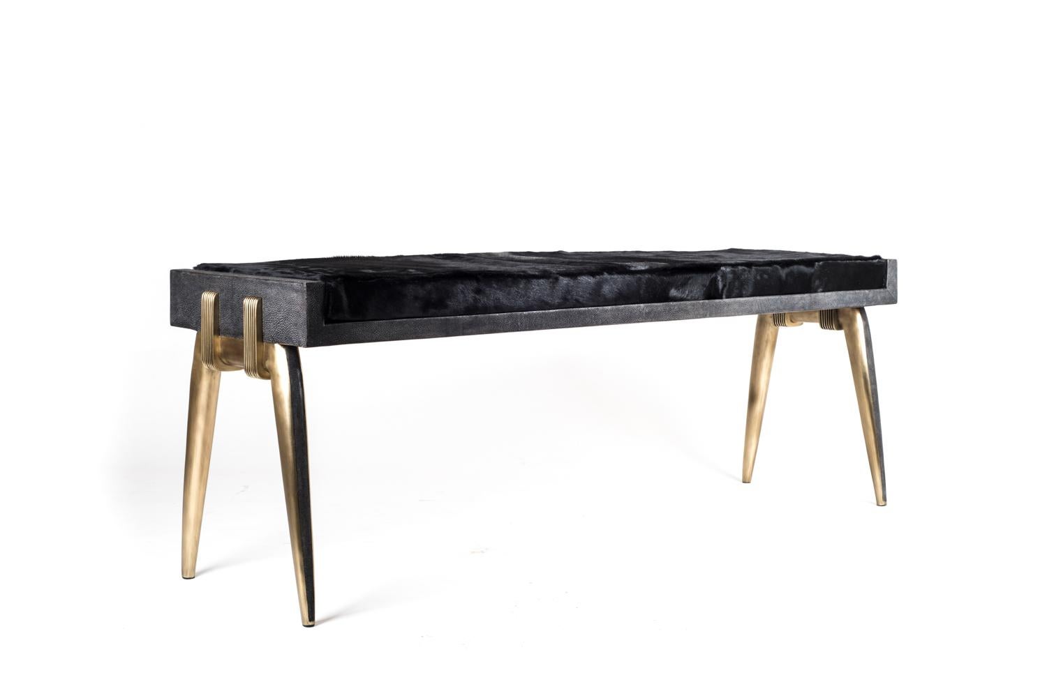 Hand-Crafted Pianist Bench in Cream Shagreen and Bronze-Patina Brass by R&Y Augousti For Sale