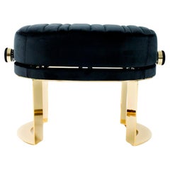 Adjustable bench in Gloss Gold.