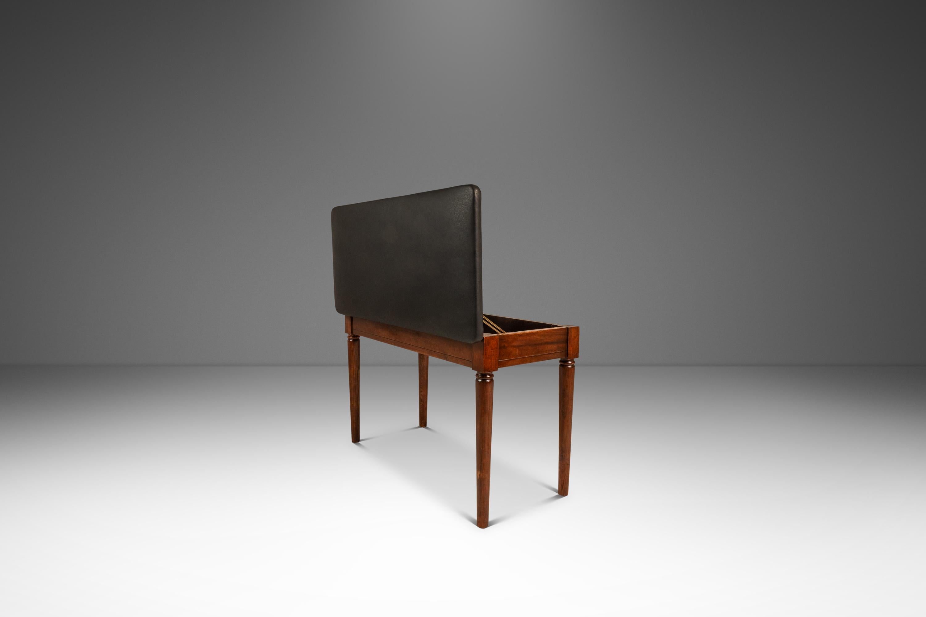 Mid-20th Century Piano Bench, Manual Arts Paired Well w/ Baldwin Acrosonic Piano, USA, c. 1960's For Sale