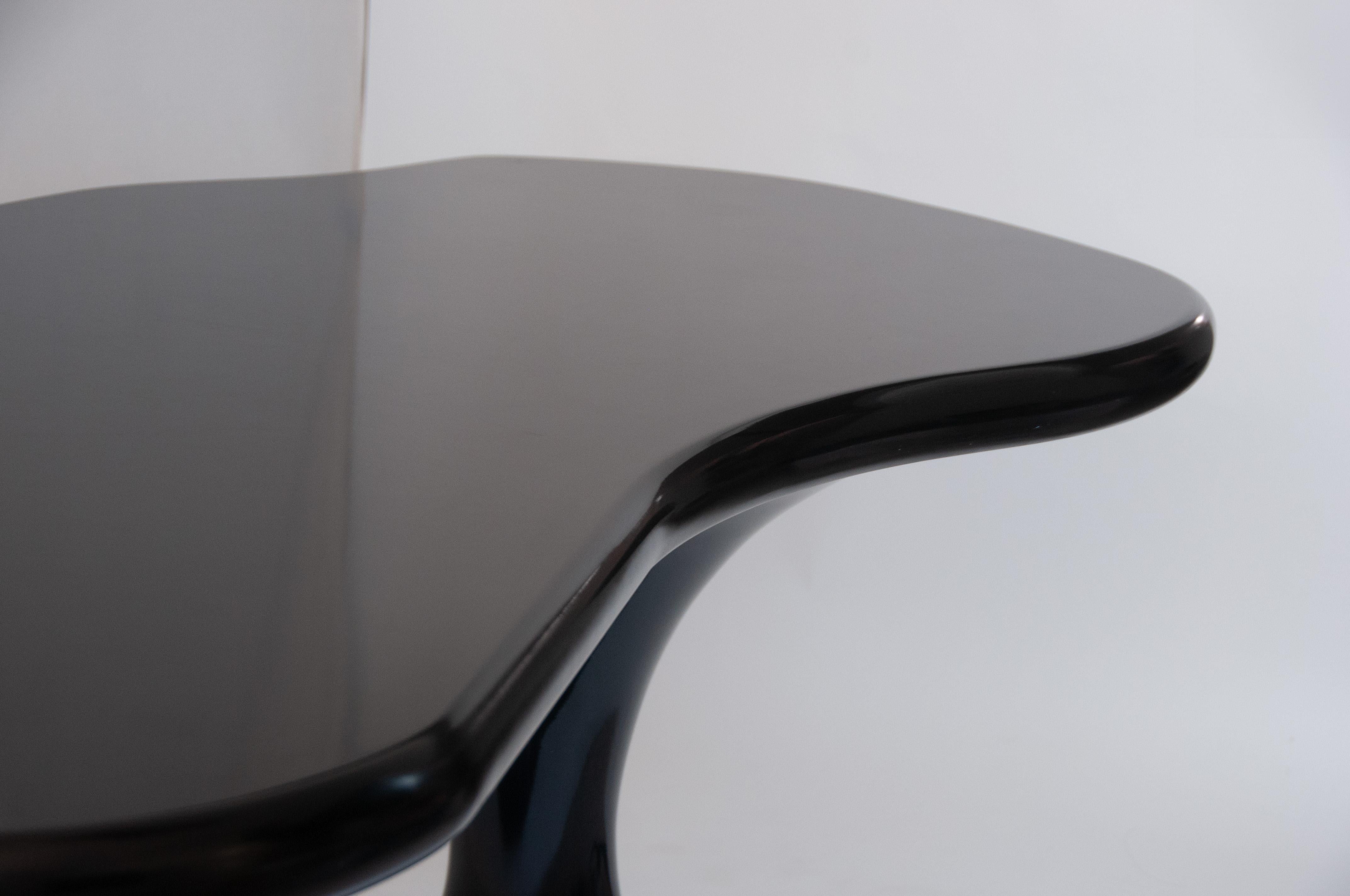 Contemporary Piano Desk White Lacqued Wood For Sale