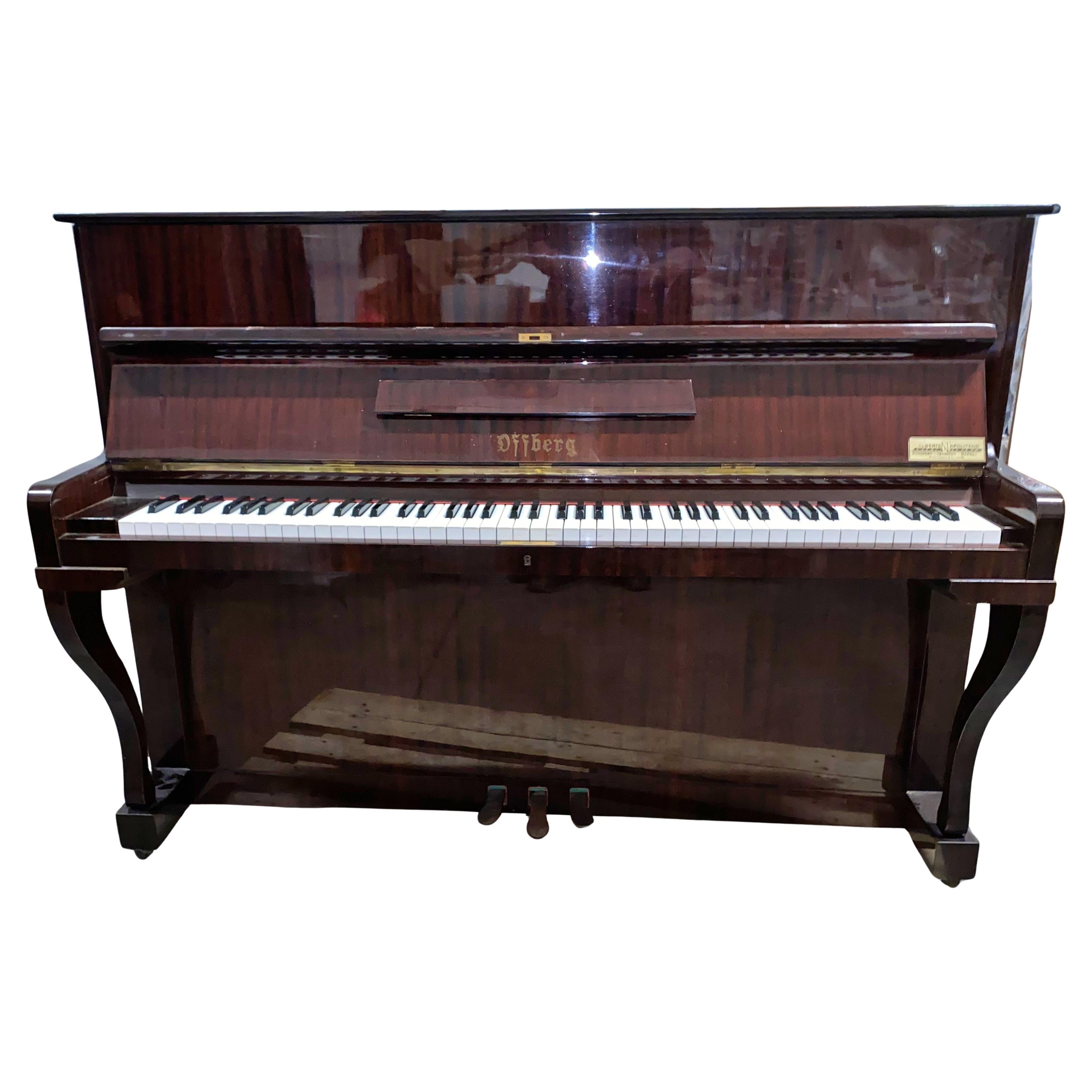 Pianoforte " Offberg " 20° secolo