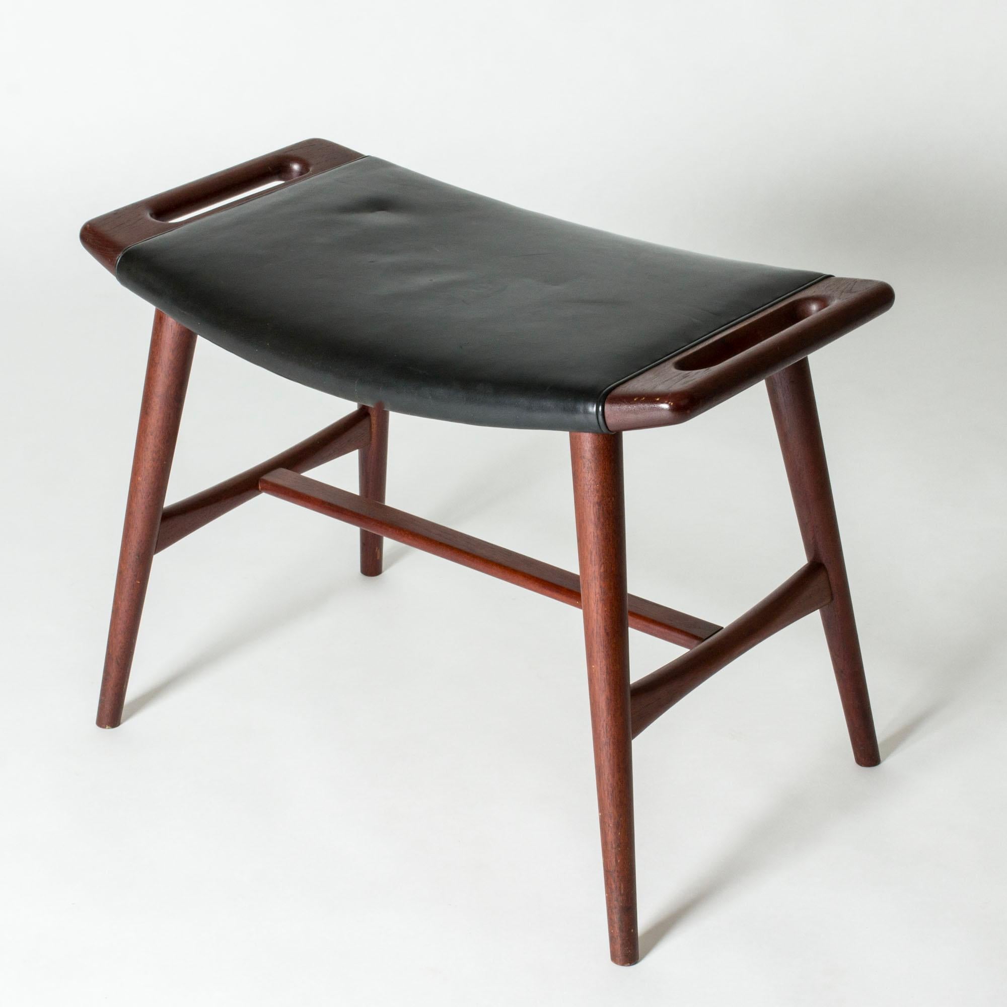 Scandinavian Modern Piano Stool by Hans J. Wegner for L. Chr. Larsen & Søn, Denmark, 1950s For Sale