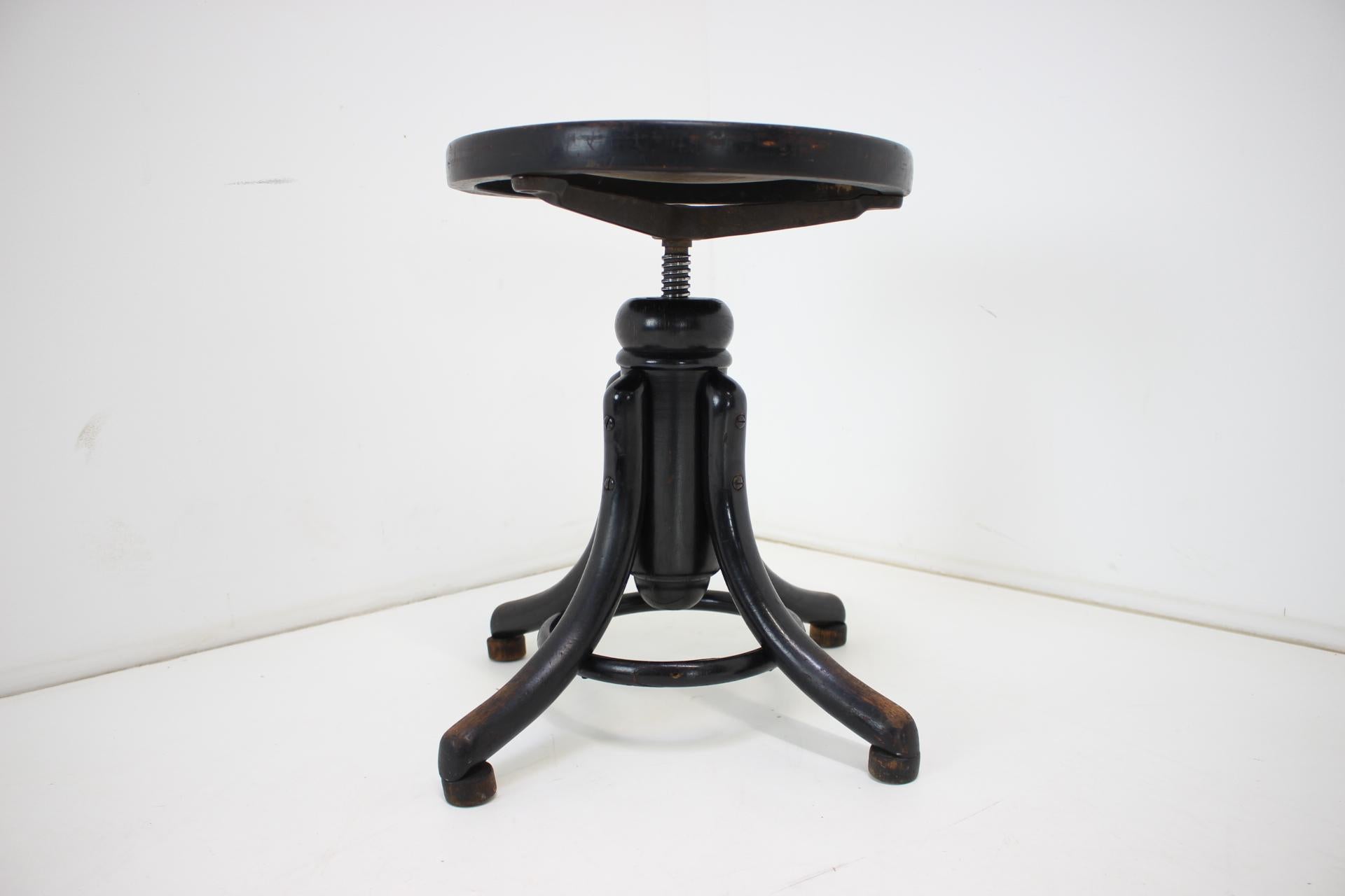 Klavierhocker Thonet Nr.1, 1920er Jahre (Metall) im Angebot