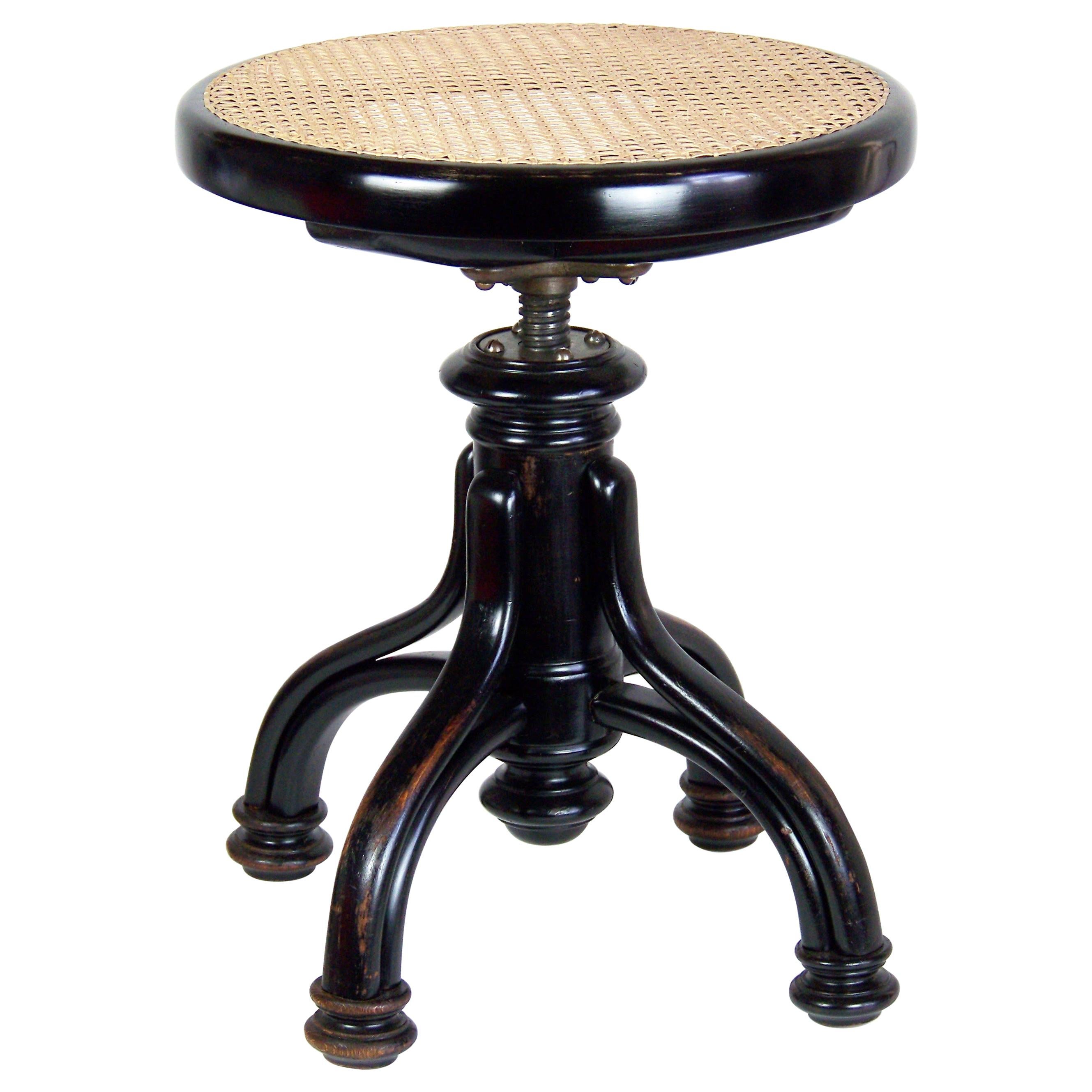 Piano Stool Thonet Nr.2, from 1895